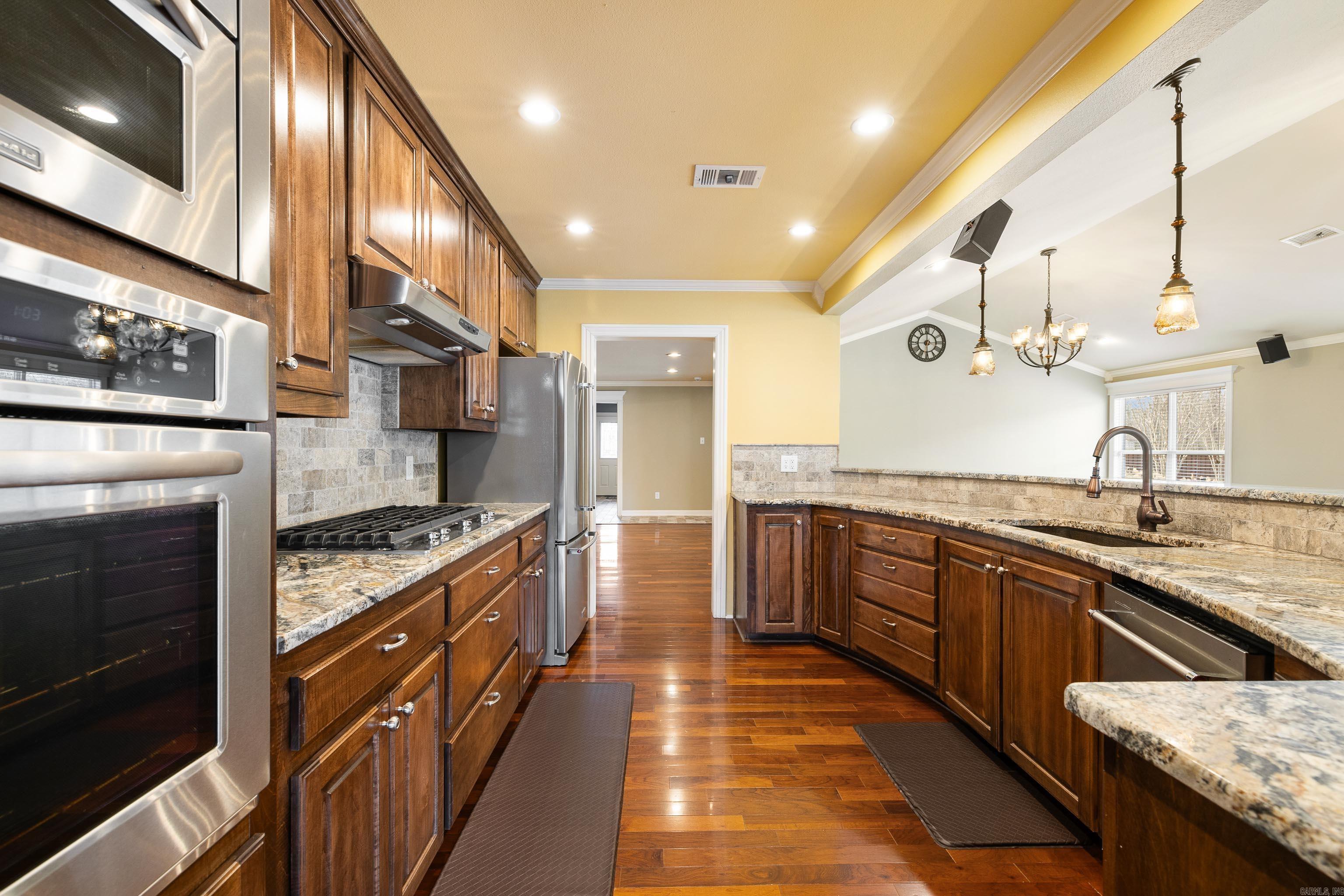 3208  Silica Heights  Benton, AR