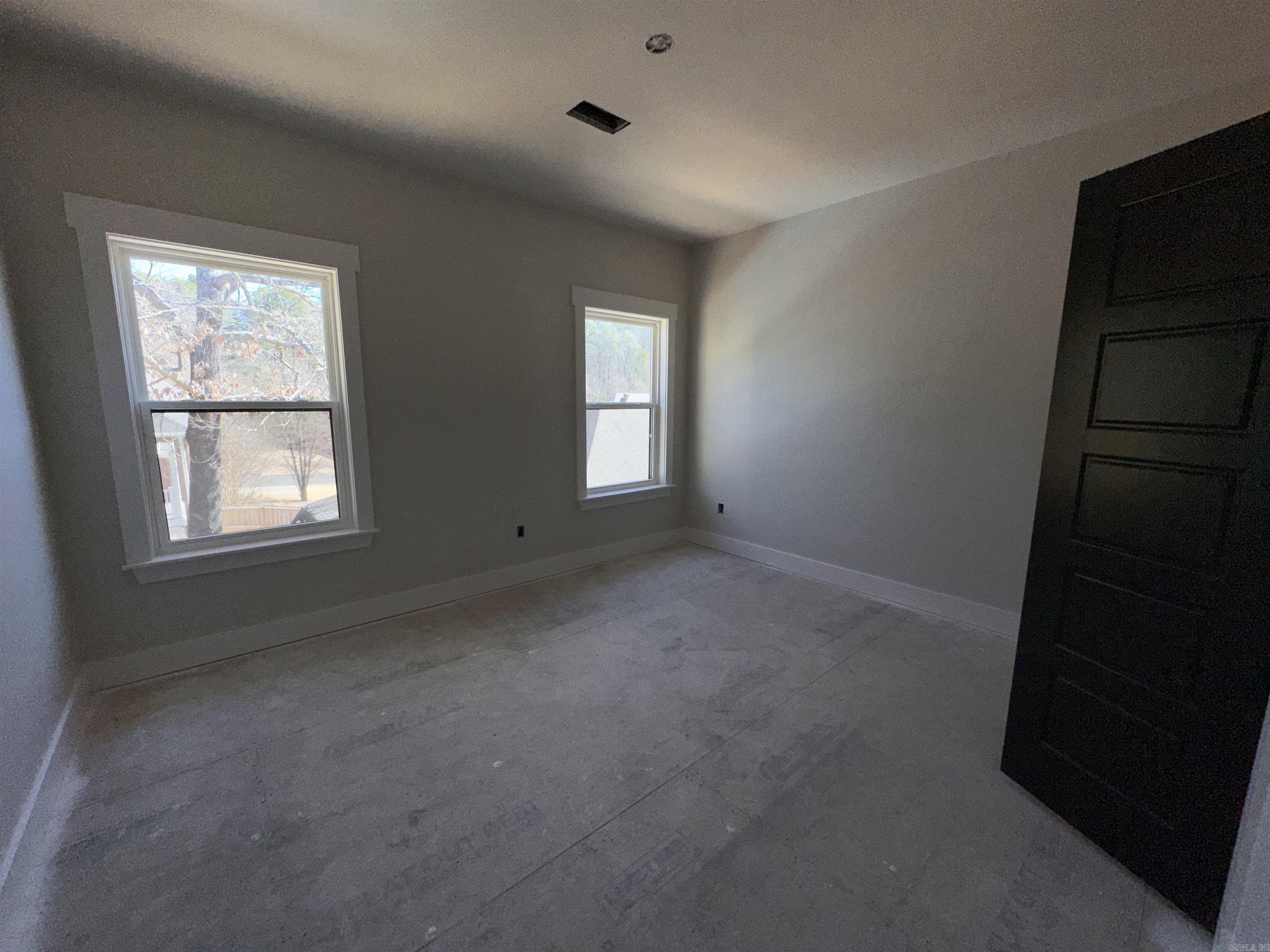 132  Lombard  Hot Springs, AR