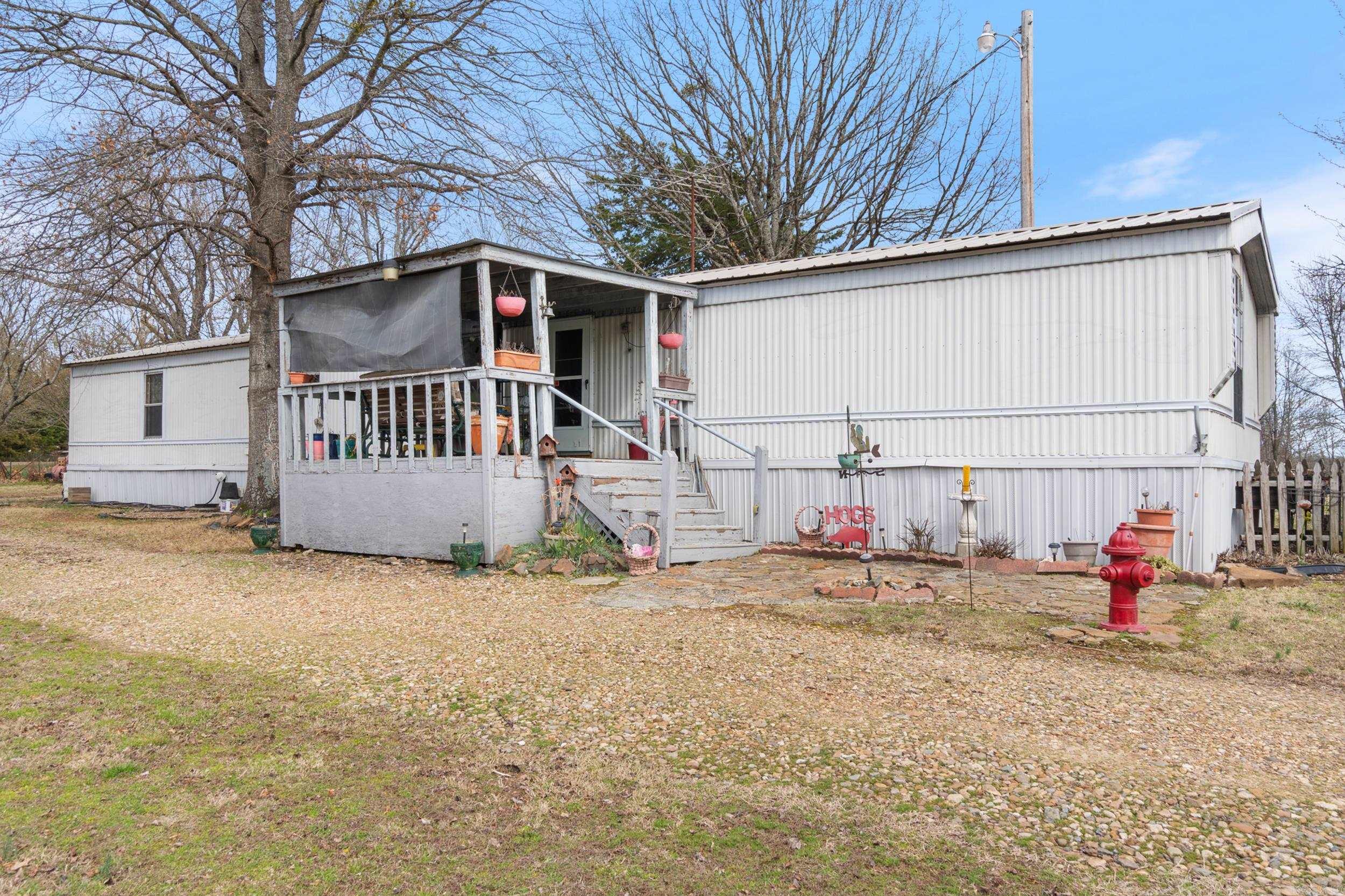 451  Mt.Nebo  Enola, AR