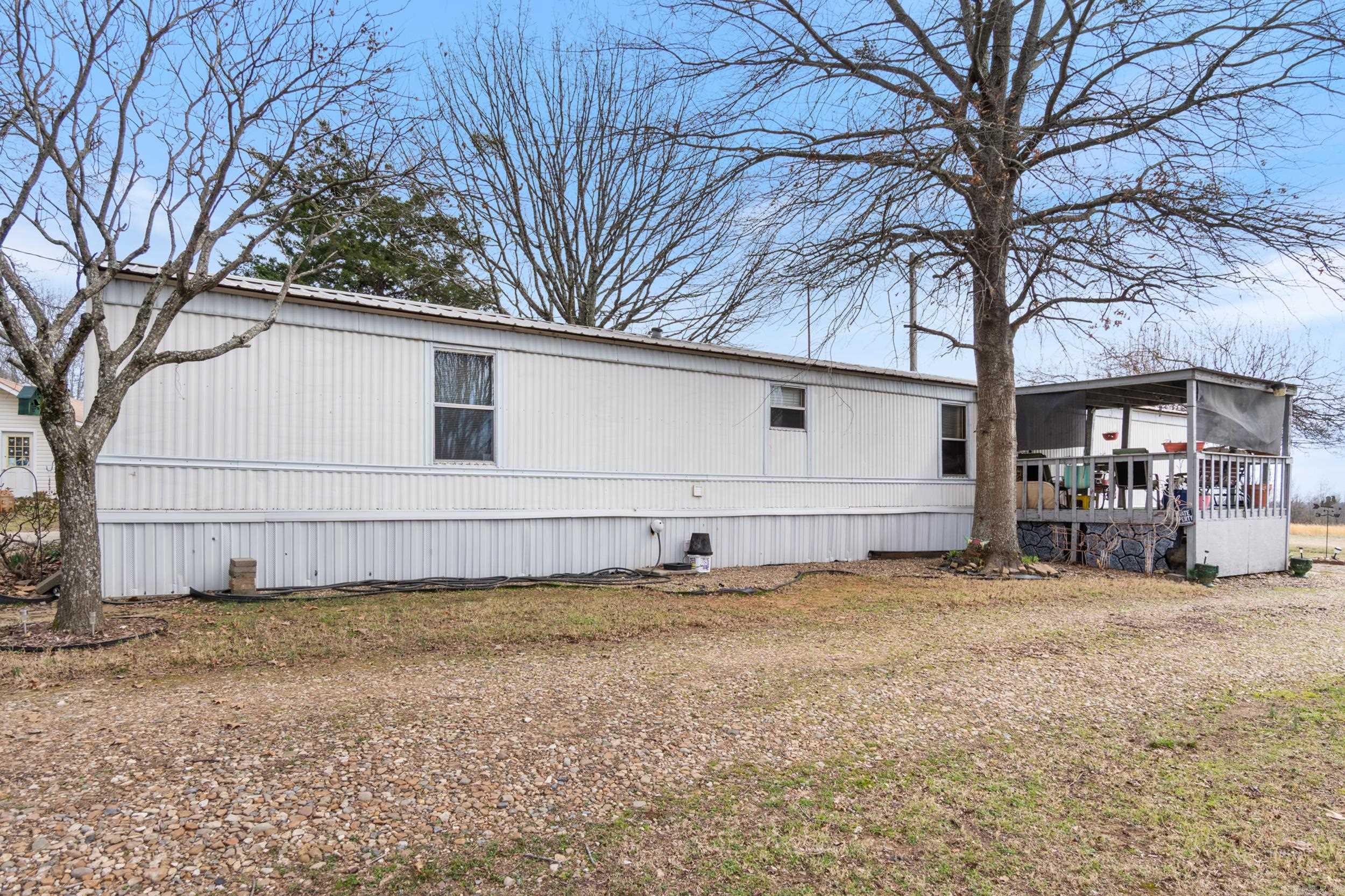 451  Mt.Nebo  Enola, AR