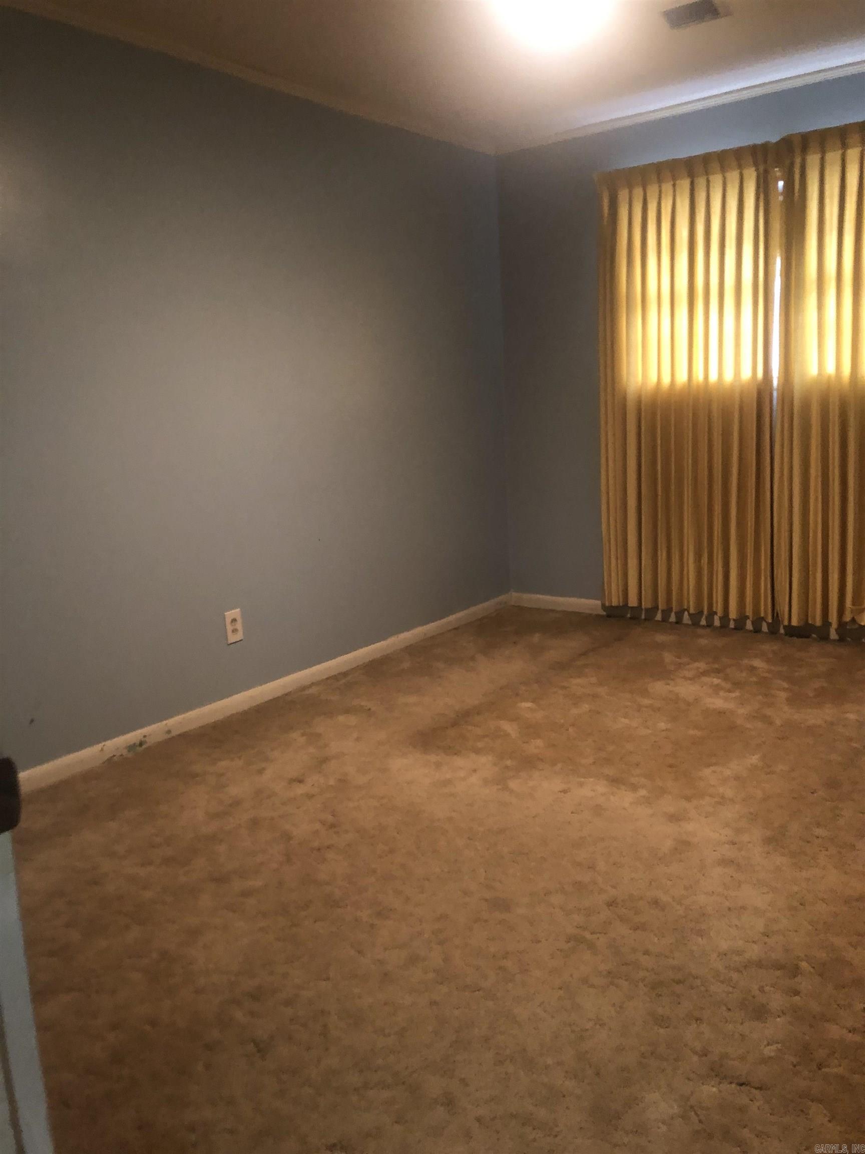 1618  South Prairie  Stuttgart, AR