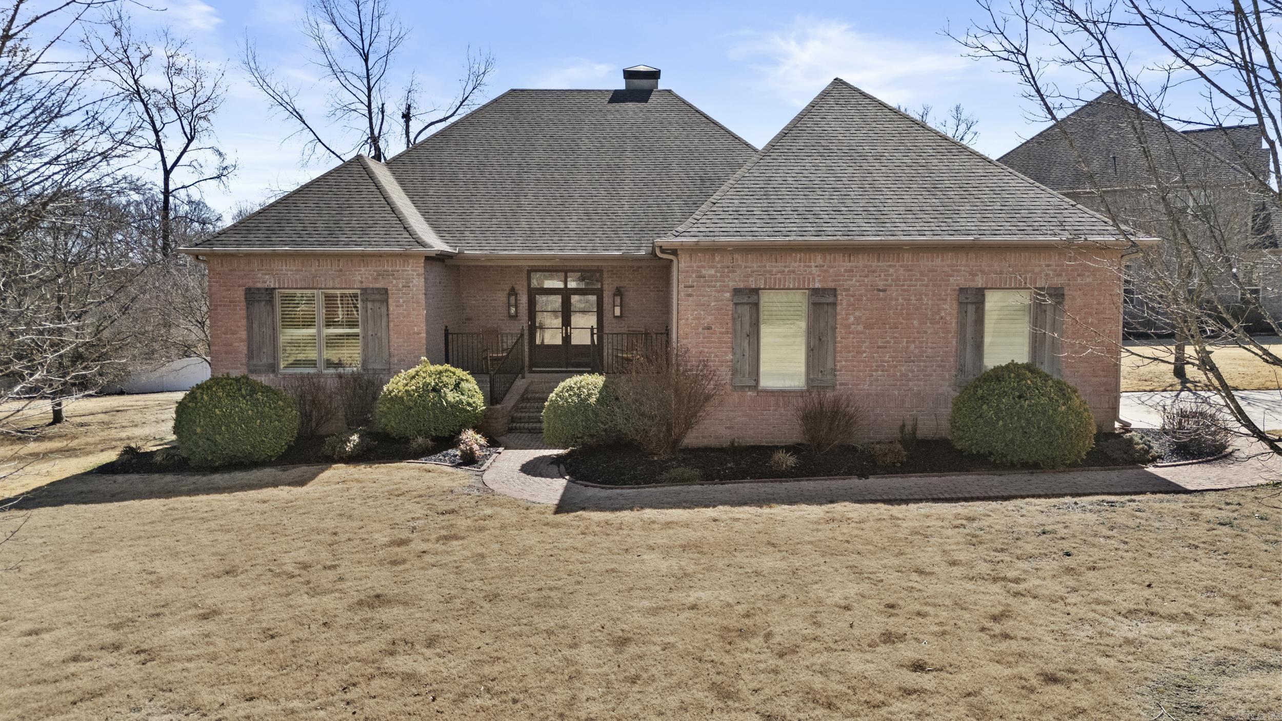 106  Black Oak  Searcy, AR