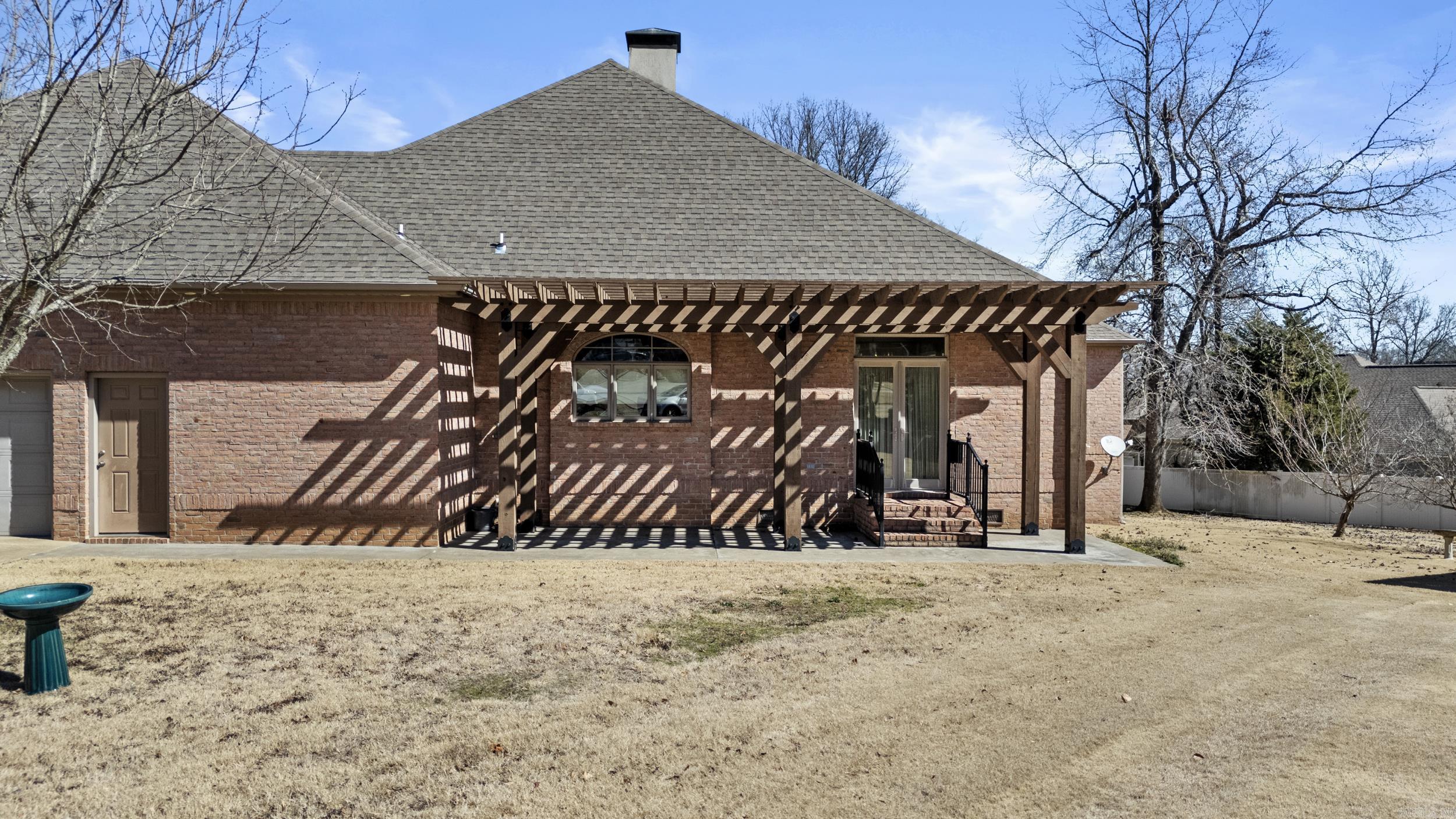 106  Black Oak  Searcy, AR