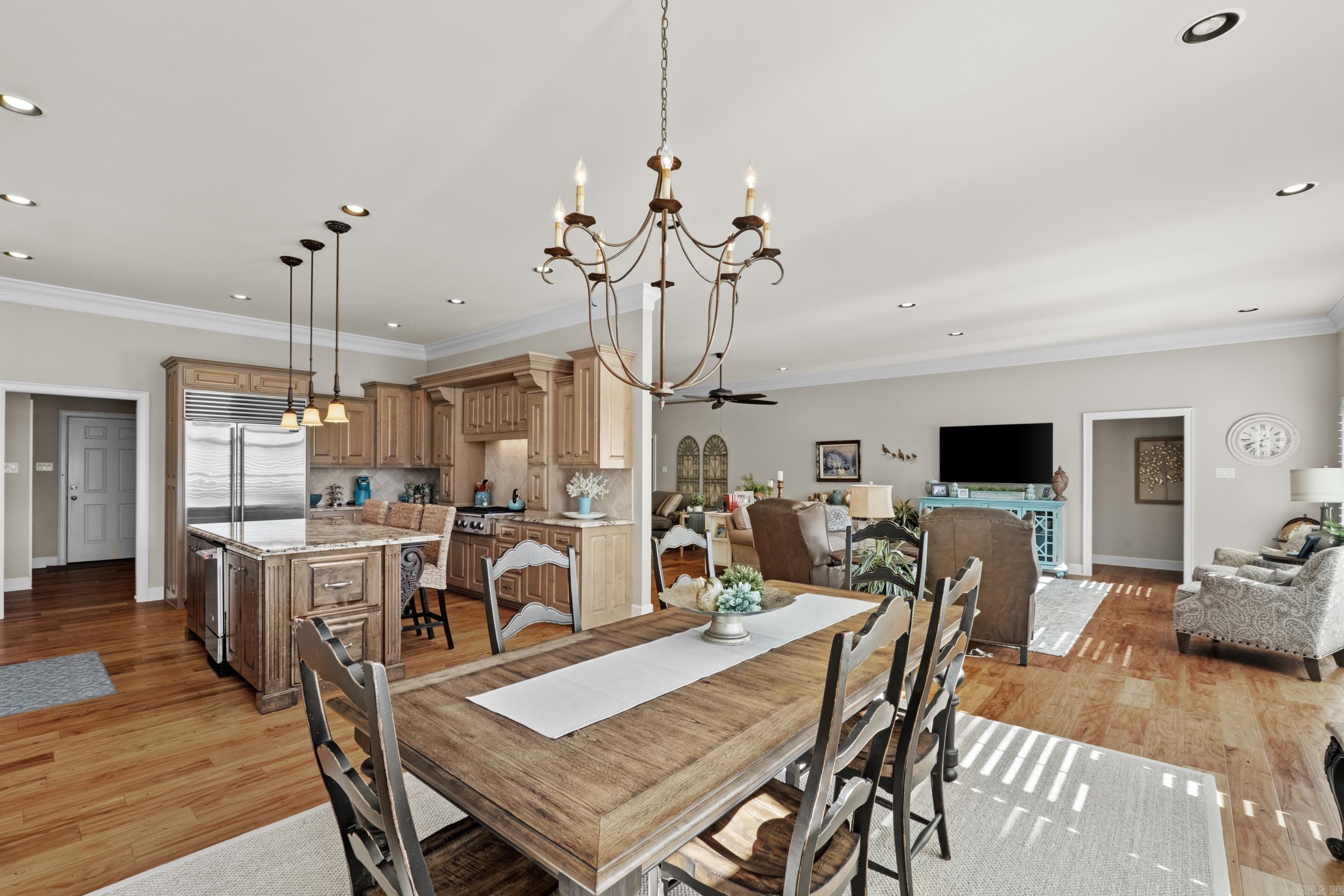 106  Black Oak  Searcy, AR