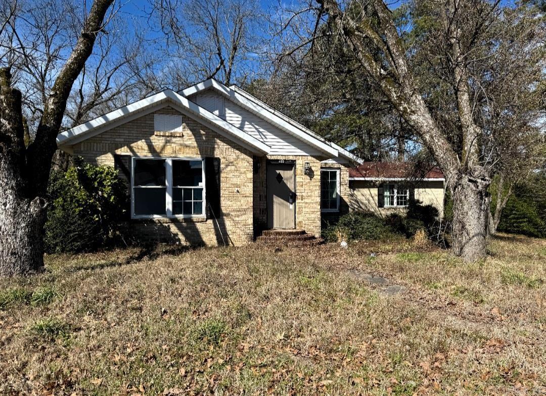 400  Washington  Star City, AR