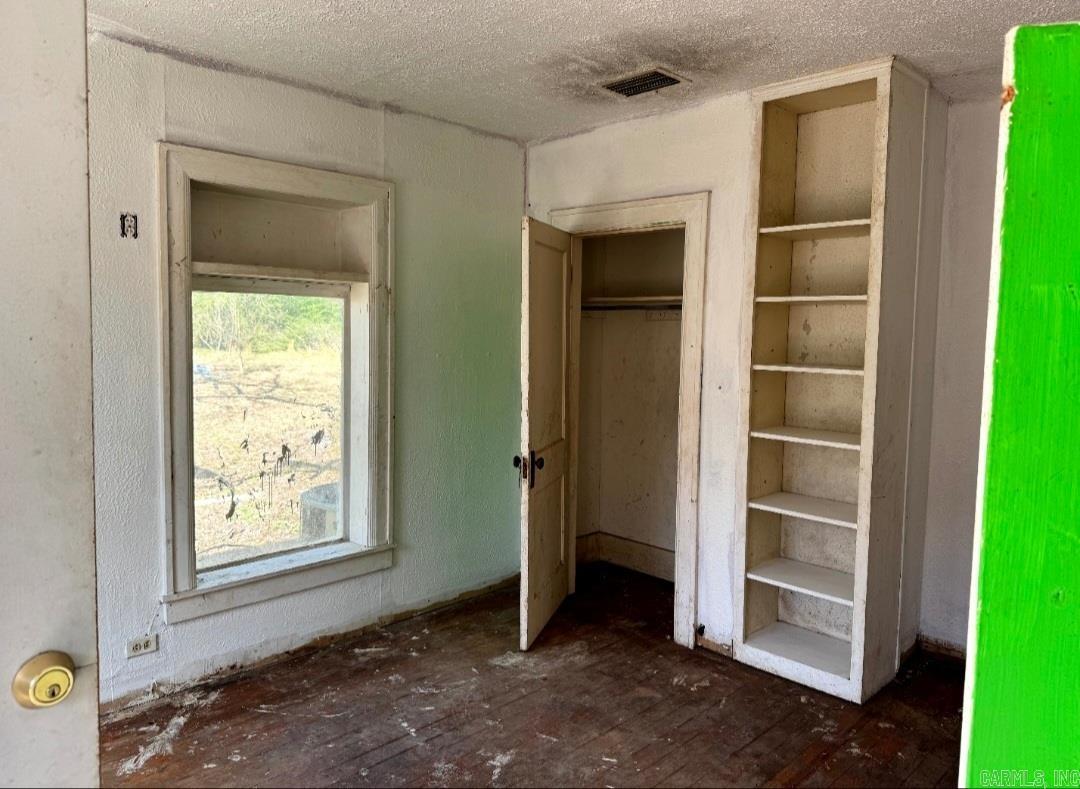 400  Washington  Star City, AR