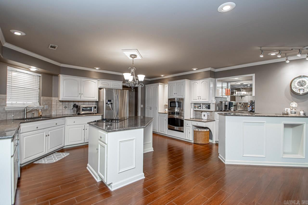 7 Platte Cove Maumelle, AR 72113