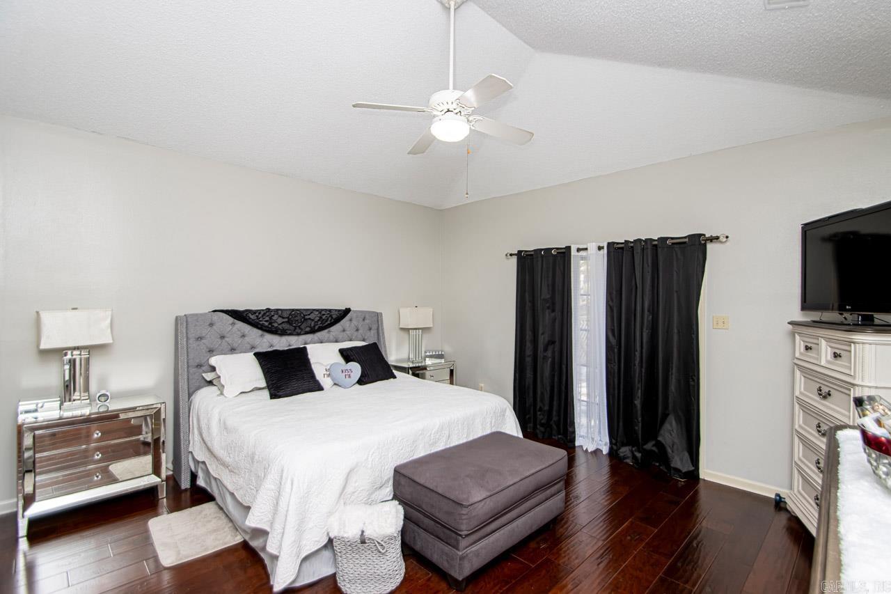 7 Platte Cove Maumelle, AR 72113