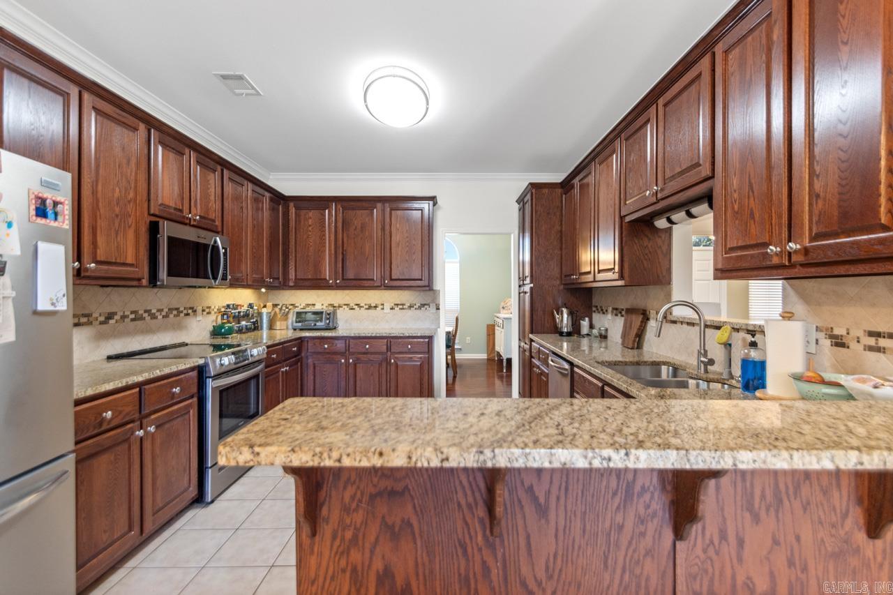 2212  Defoe  Bryant, AR