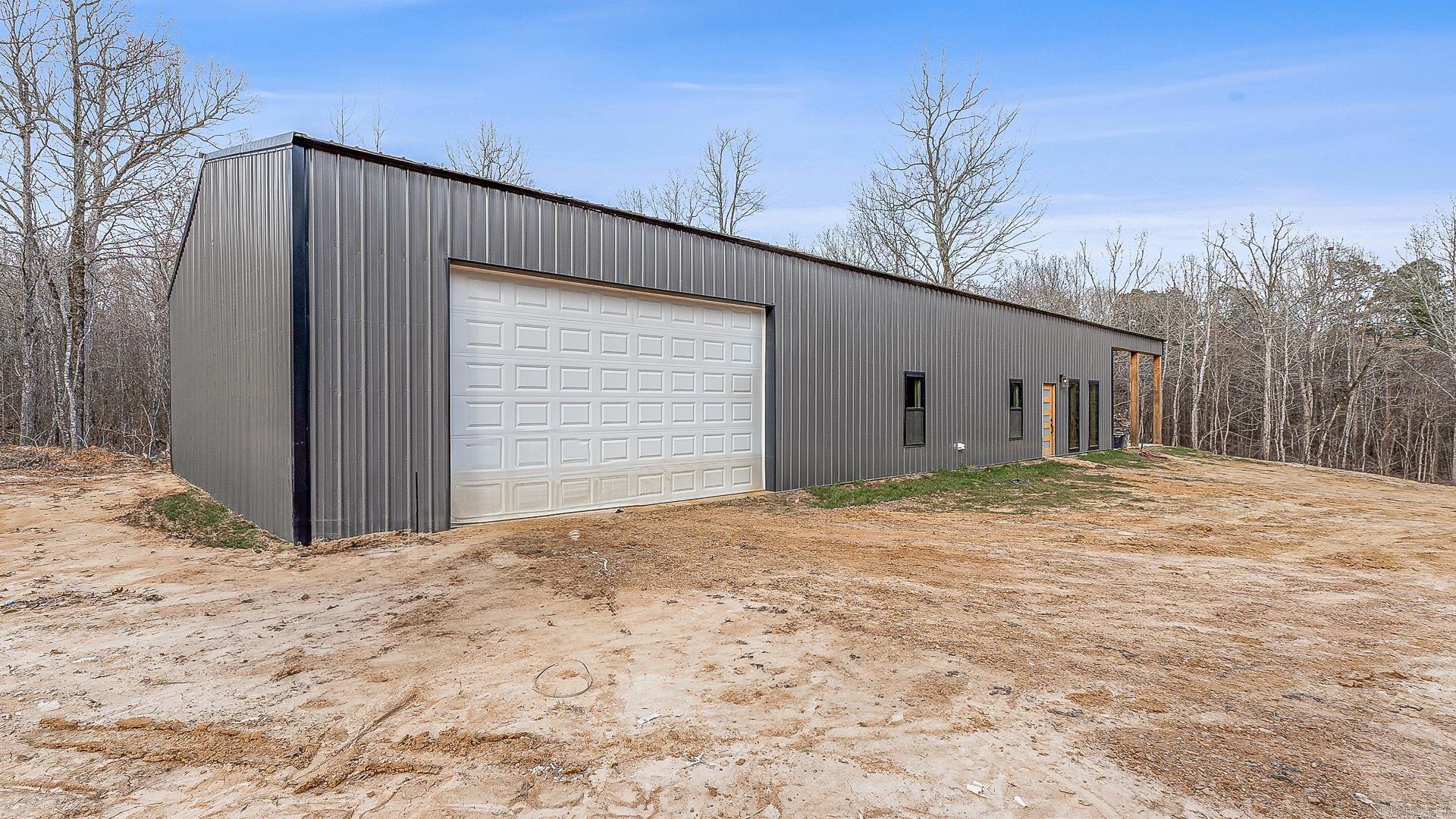 4822 Possum Hollow Road Harrisburg, AR 72432