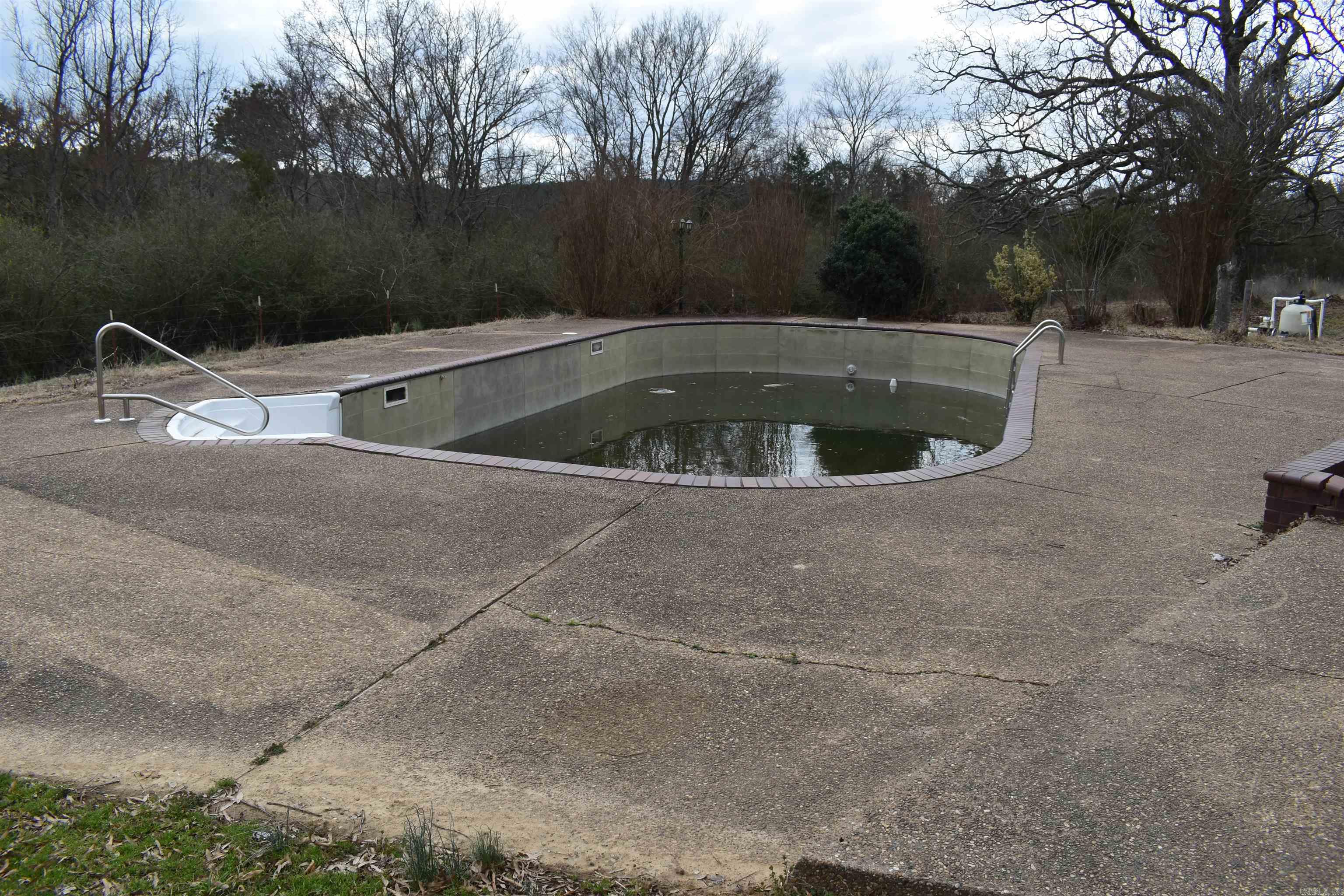 12729 E HWY 248  Waldron, AR
