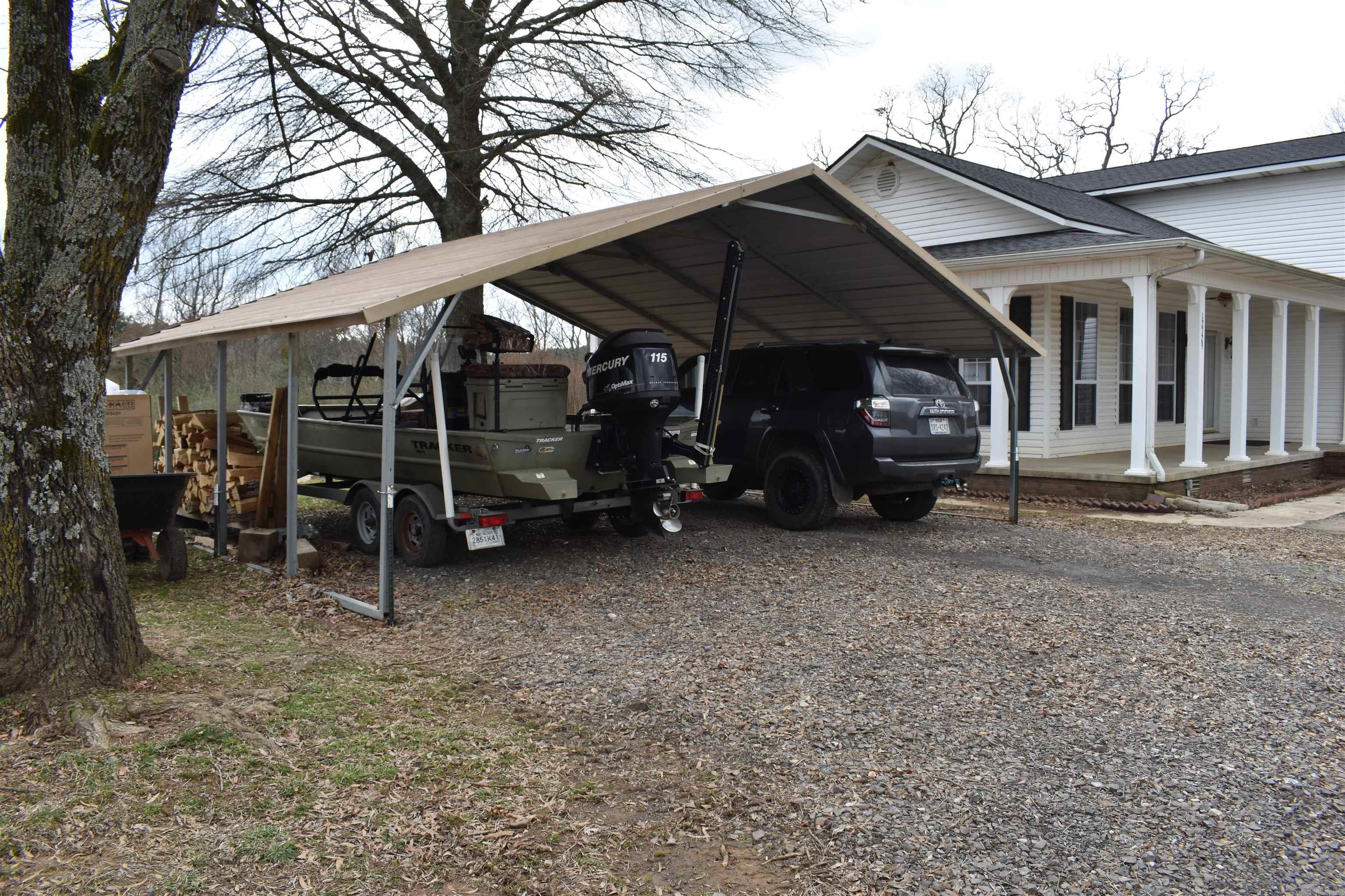 12729 E HWY 248  Waldron, AR