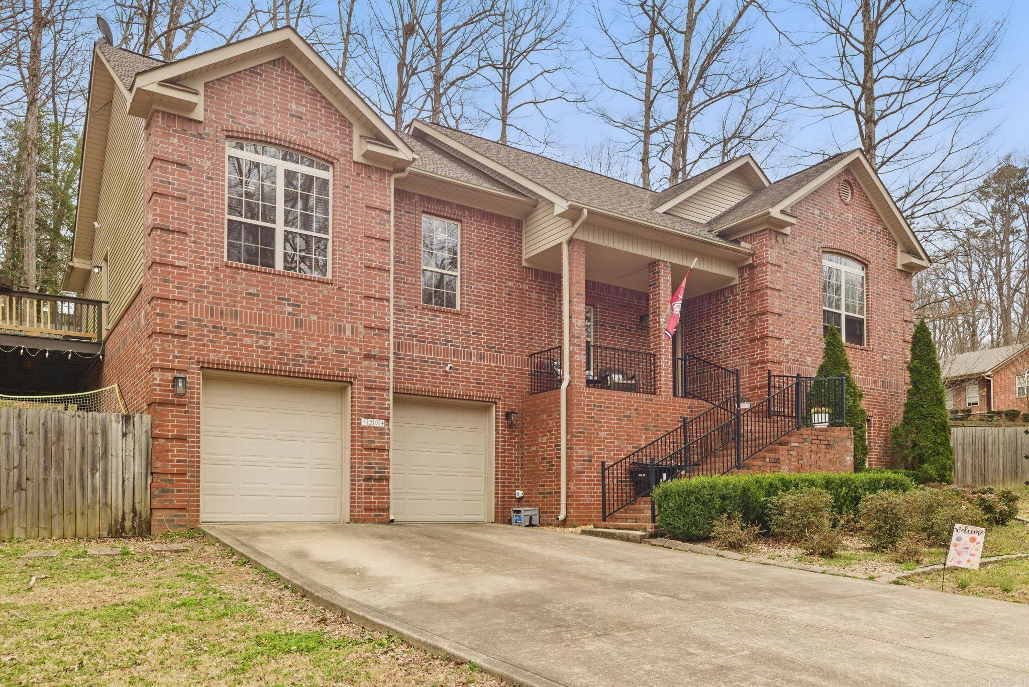 1204  Stamford Drive  Benton, AR