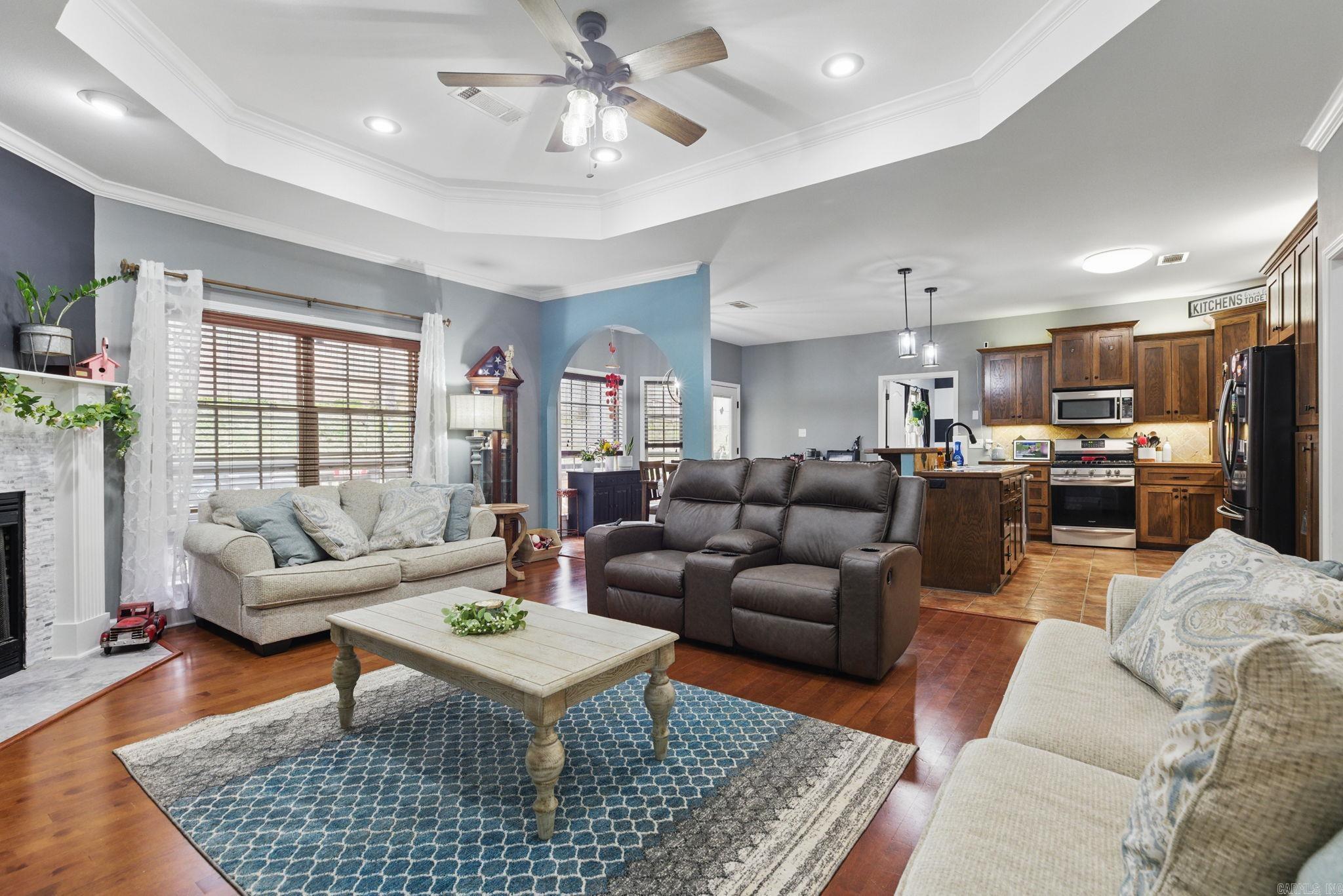 1204  Stamford Drive  Benton, AR
