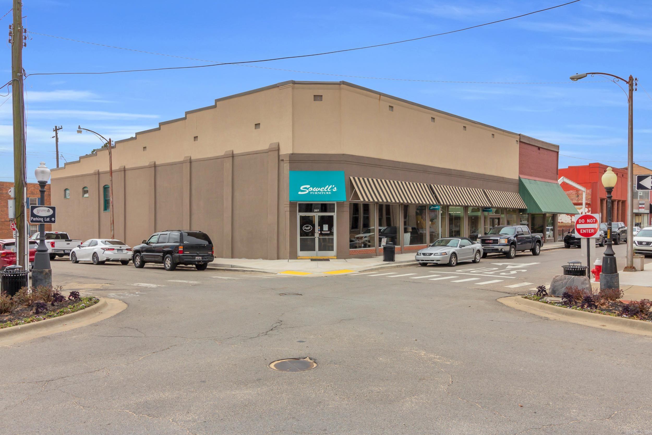 207 W Arch Street 213 Arch Street Searcy, AR