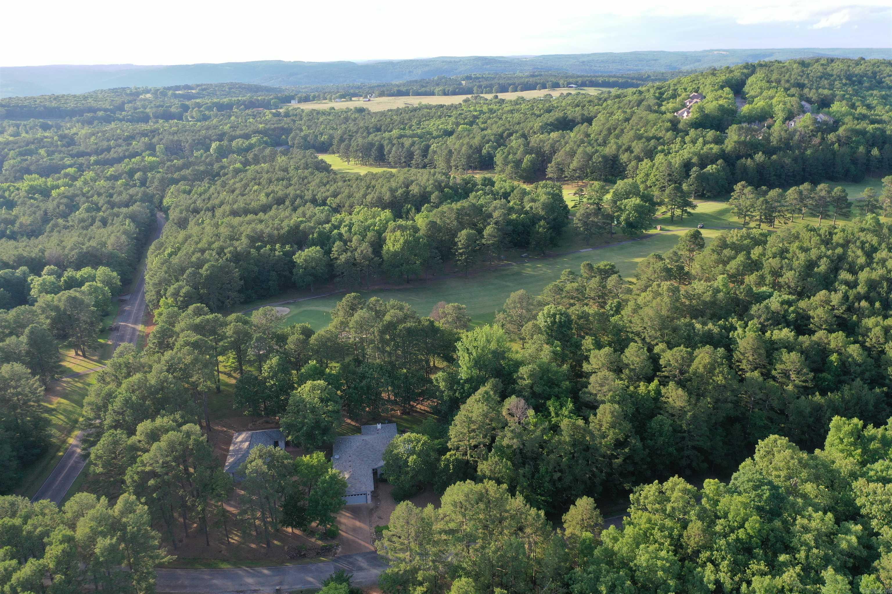 105  Edgemere  Fairfield Bay, AR
