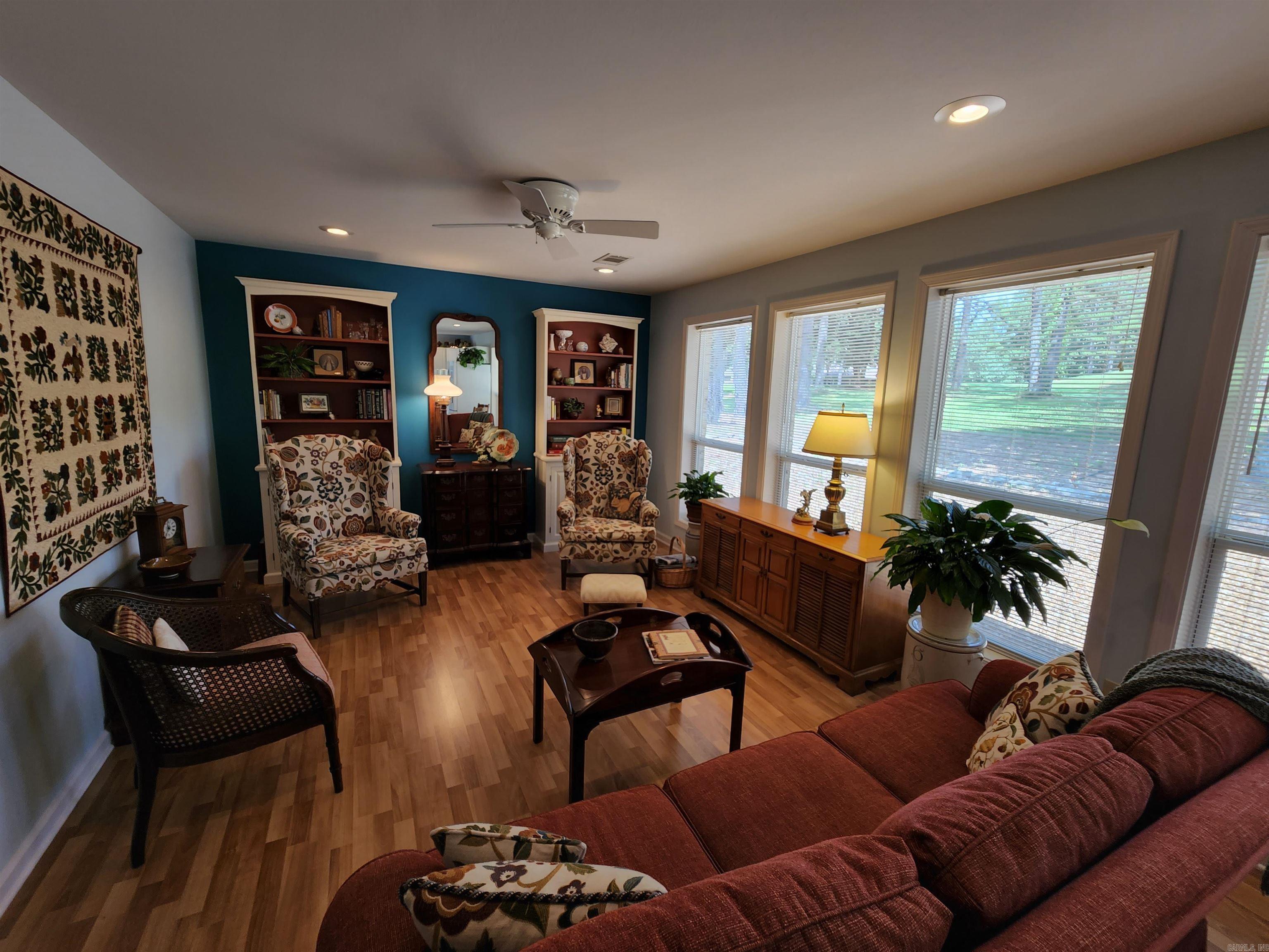 105  Edgemere  Fairfield Bay, AR