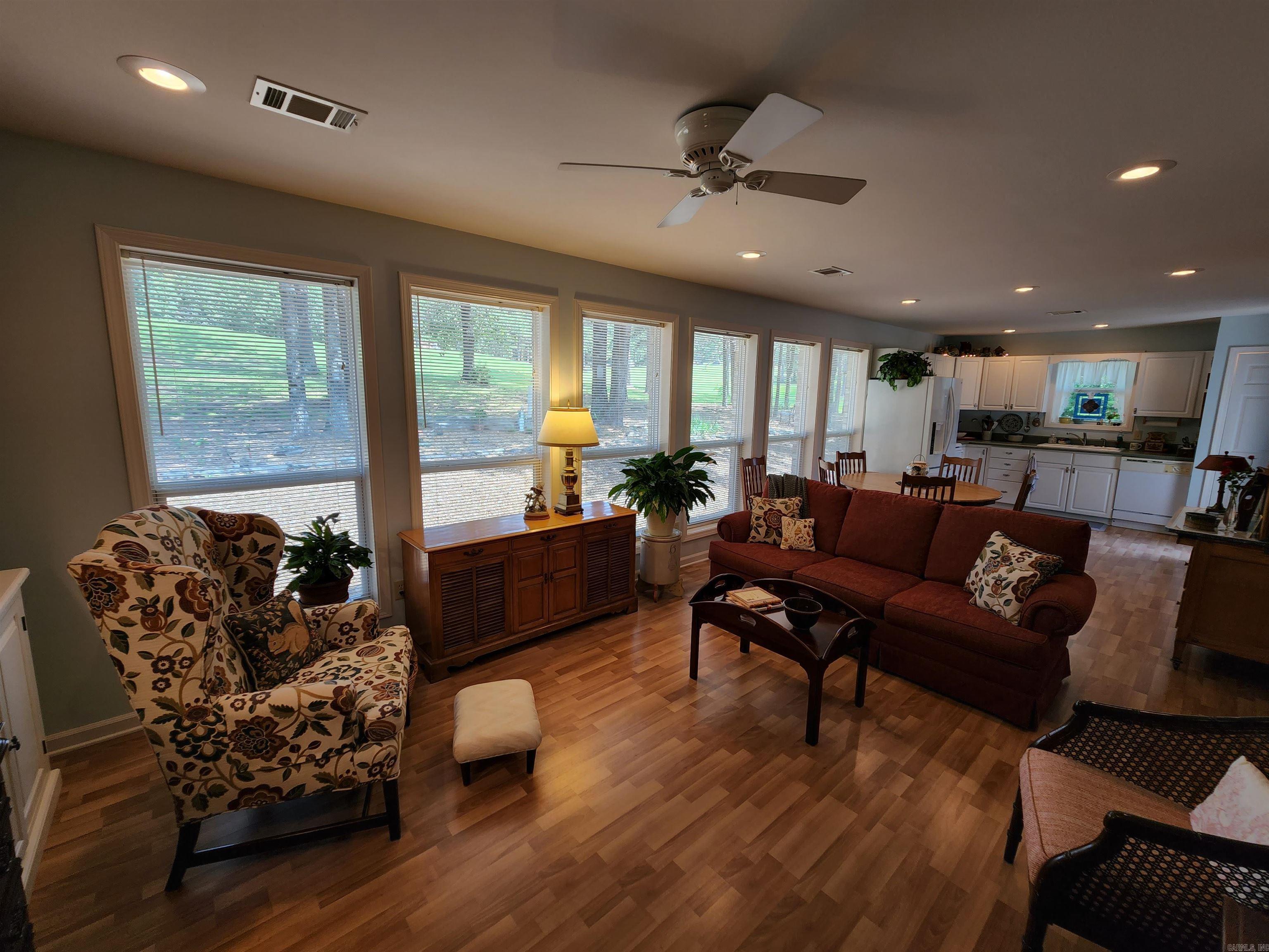 105  Edgemere  Fairfield Bay, AR