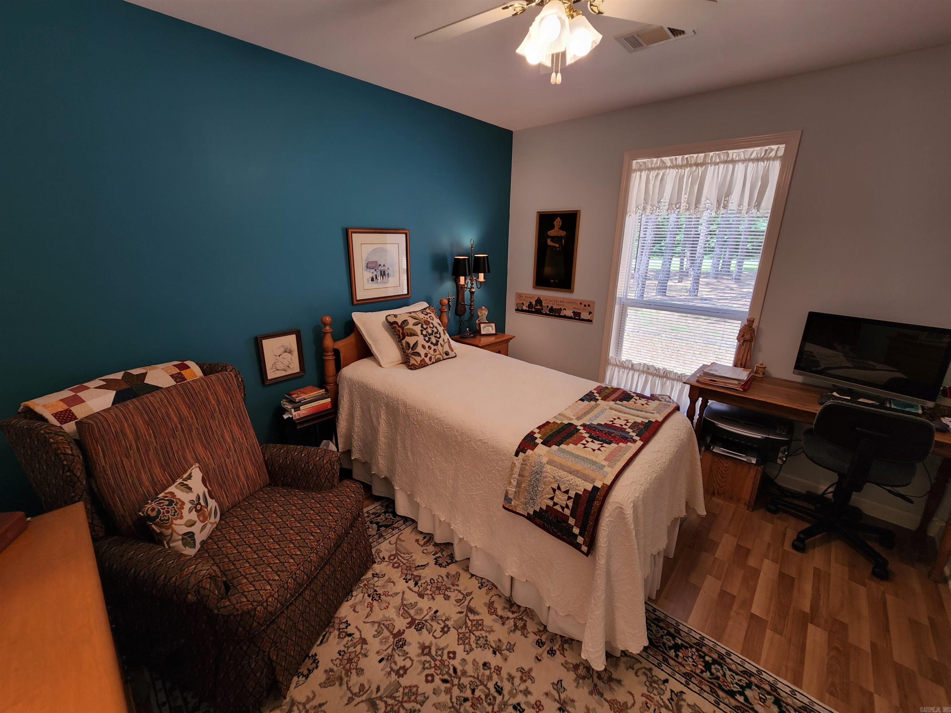 105  Edgemere  Fairfield Bay, AR