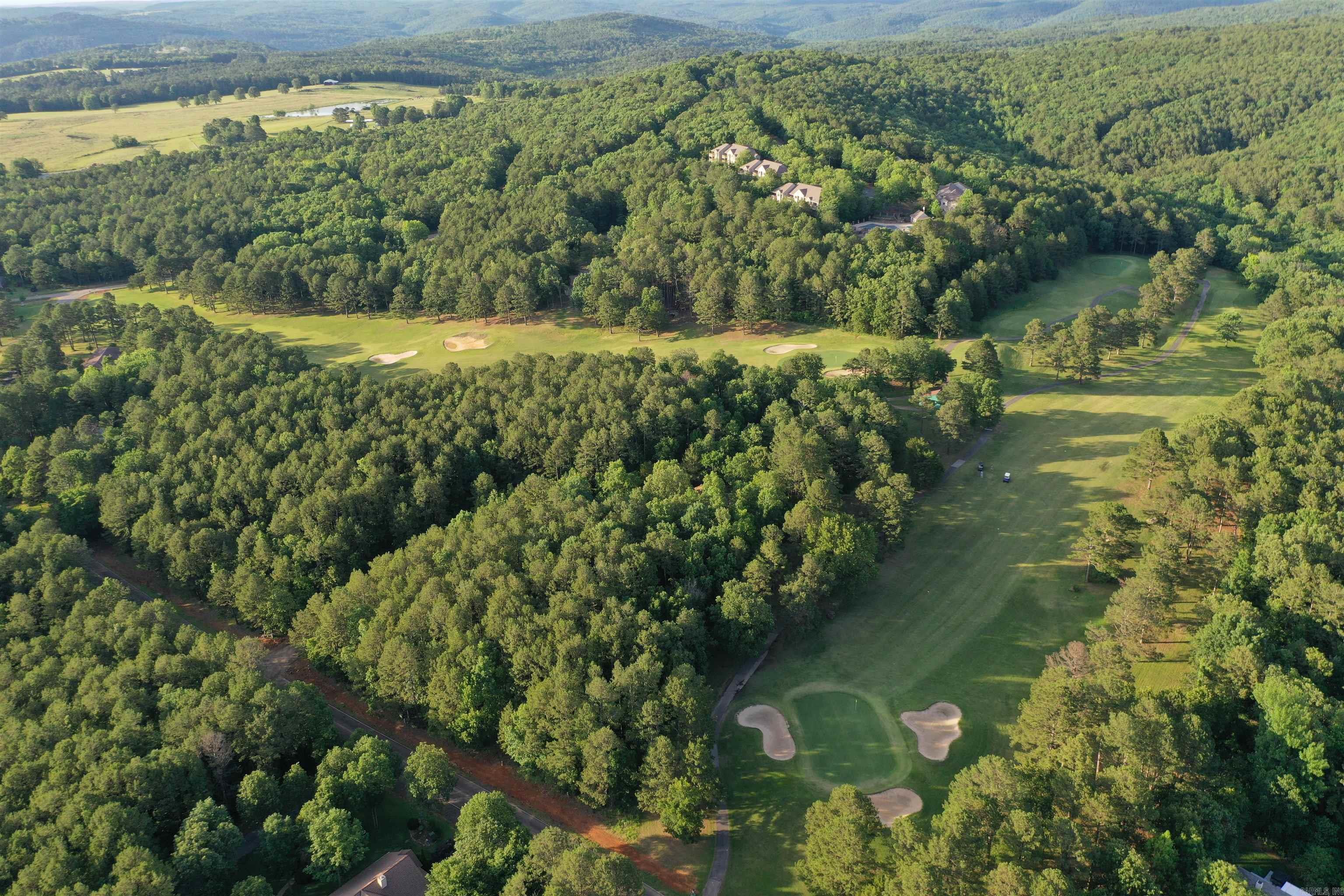 105  Edgemere  Fairfield Bay, AR