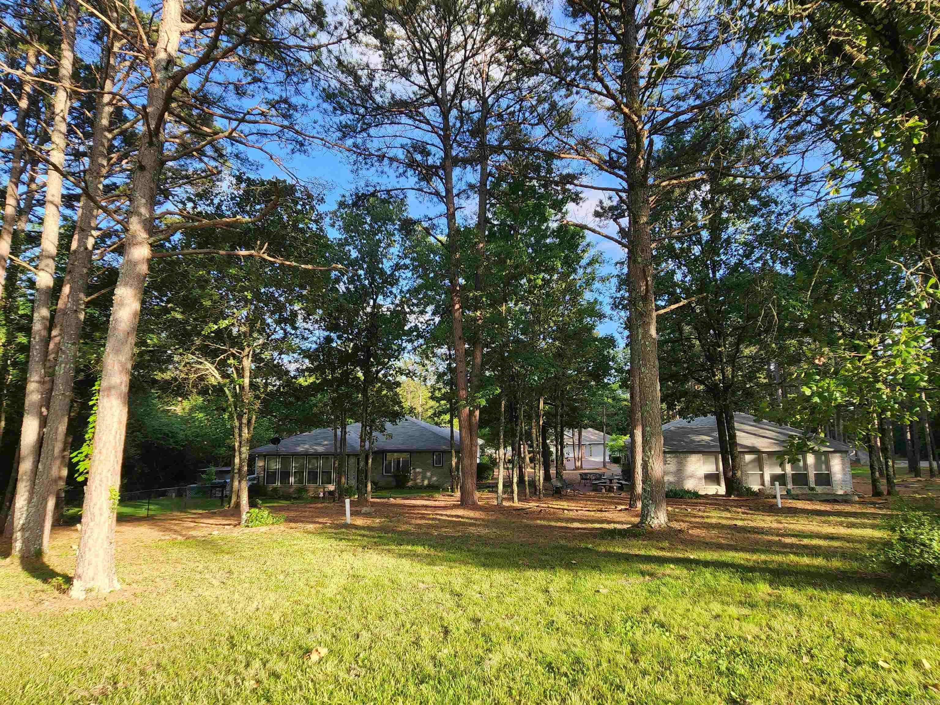 105  Edgemere  Fairfield Bay, AR