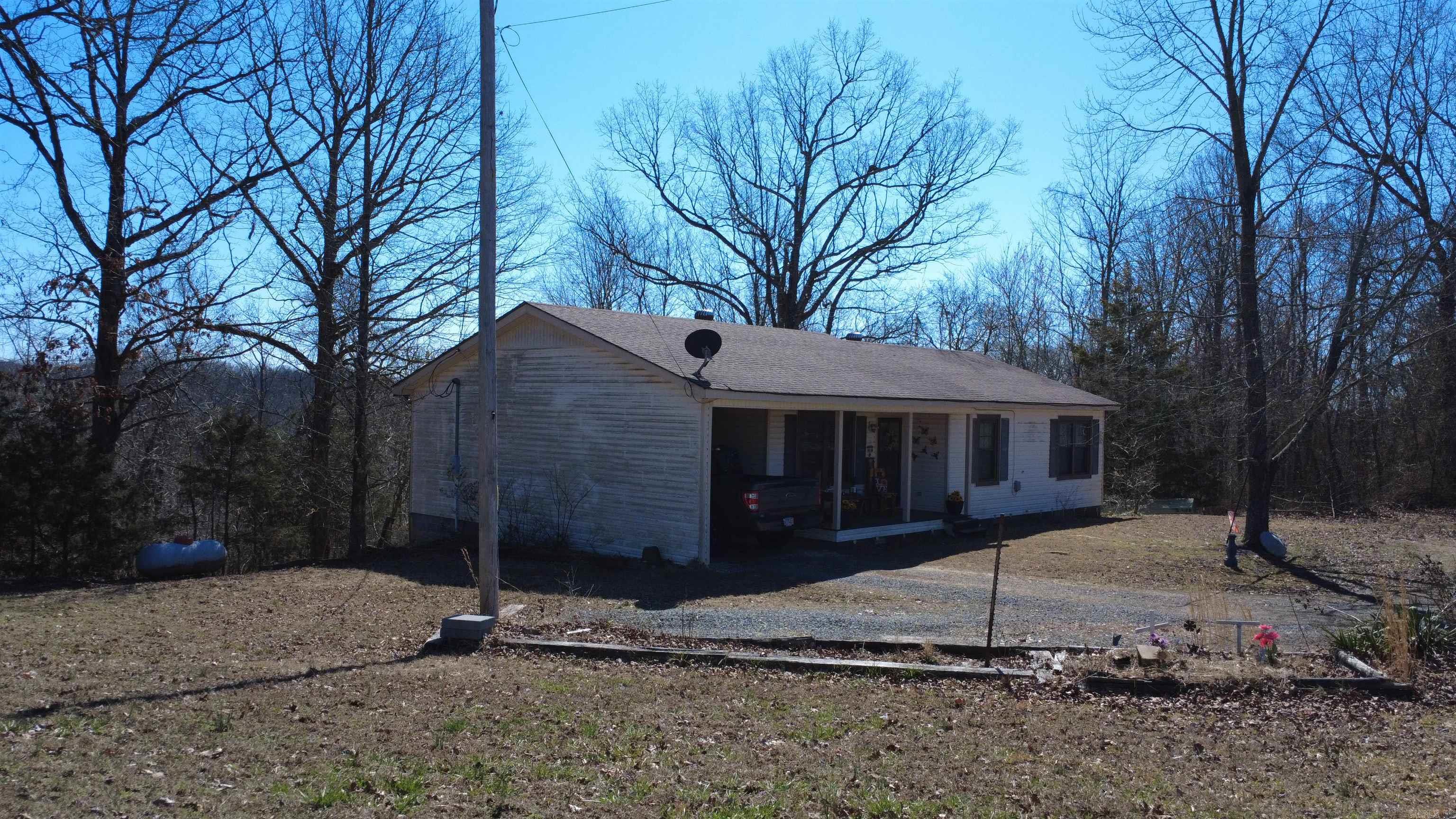6068 110 Highway Clinton, AR 72031