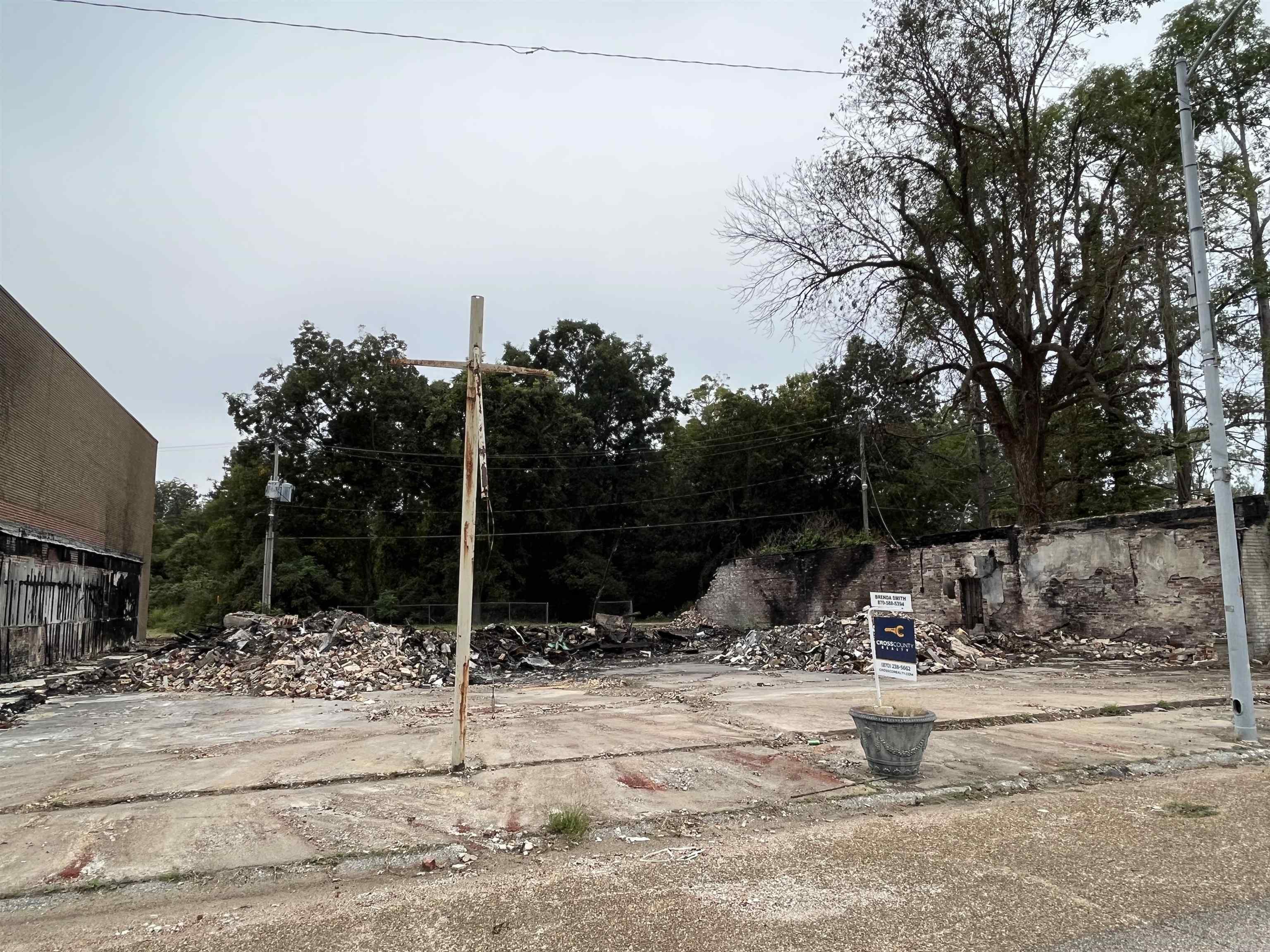 127 W Parkin  Parkin, AR
