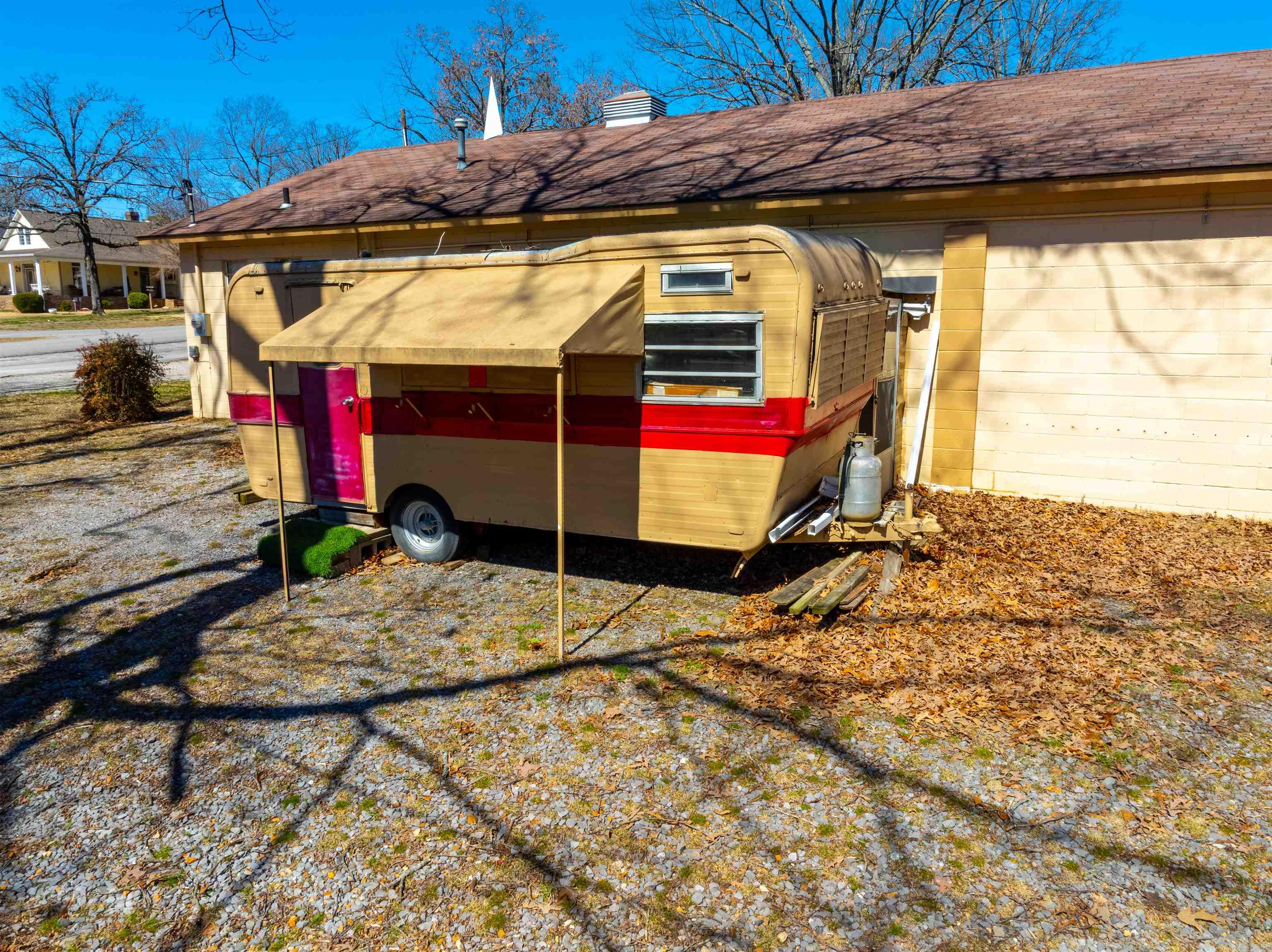 105  Chamblee  Batesville, AR