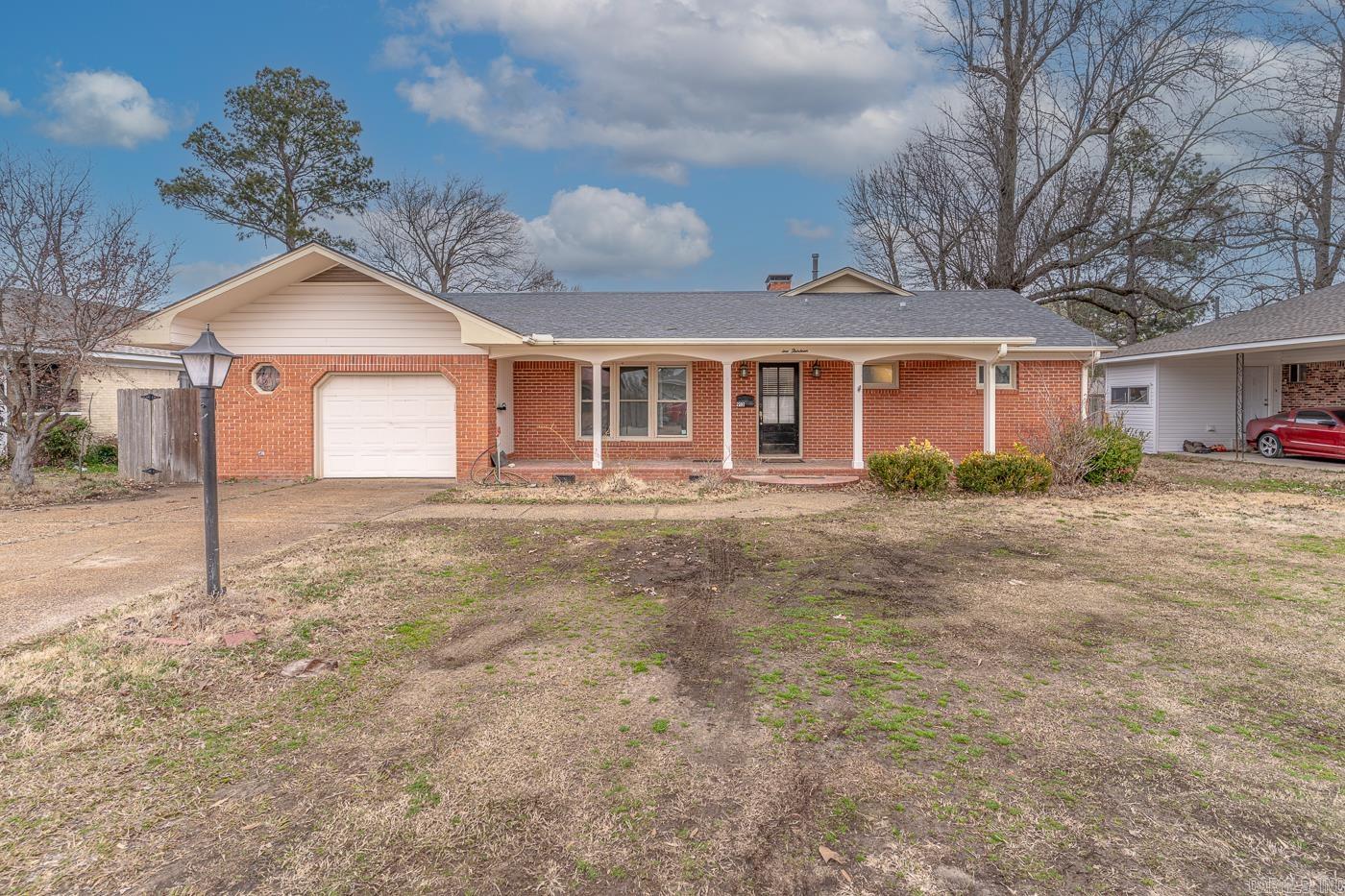913 NW 5th  Walnut Ridge, AR