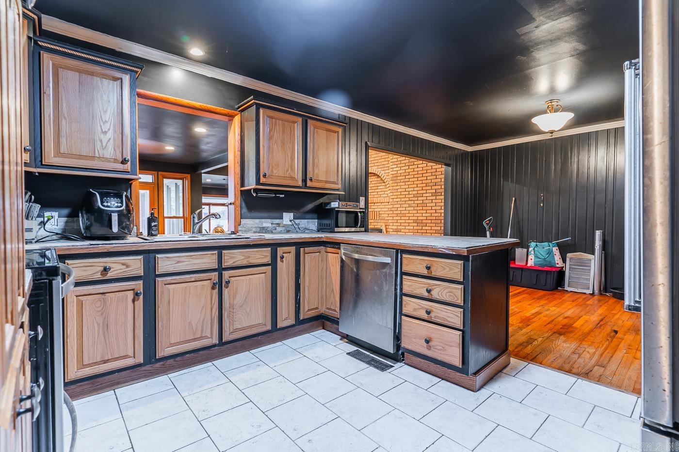 913 NW 5th  Walnut Ridge, AR