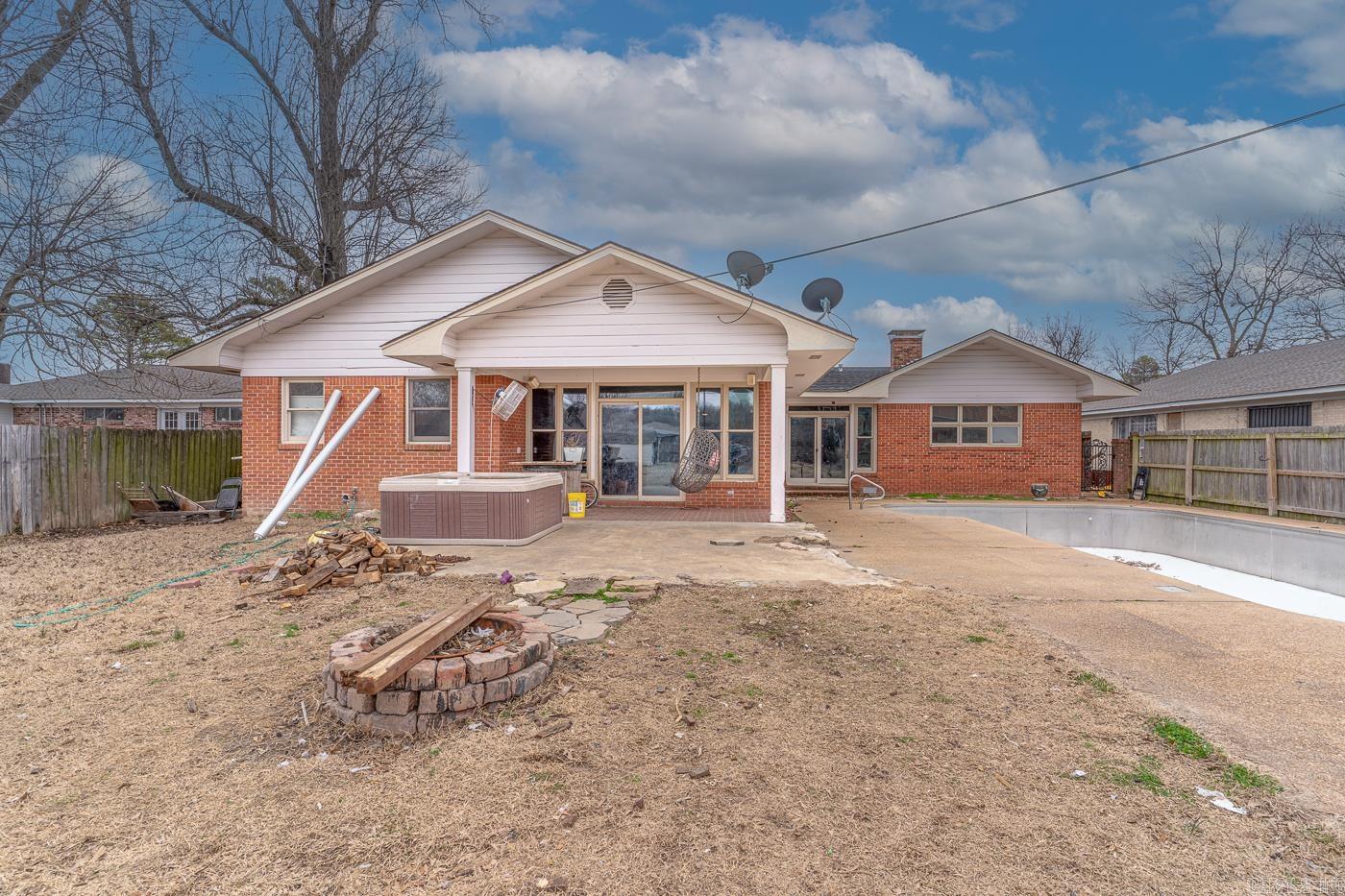 913 NW 5th  Walnut Ridge, AR
