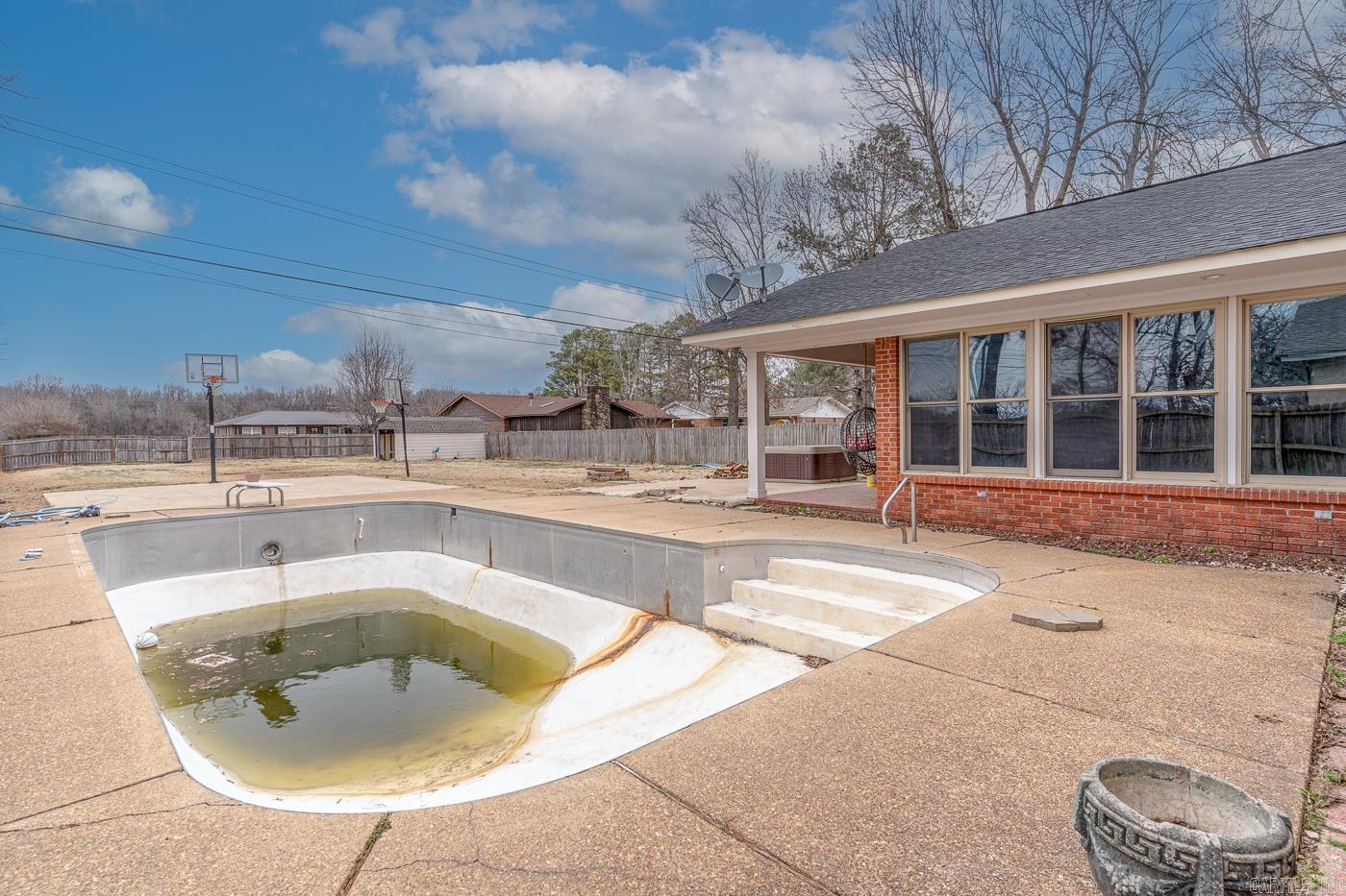 913 NW 5th  Walnut Ridge, AR