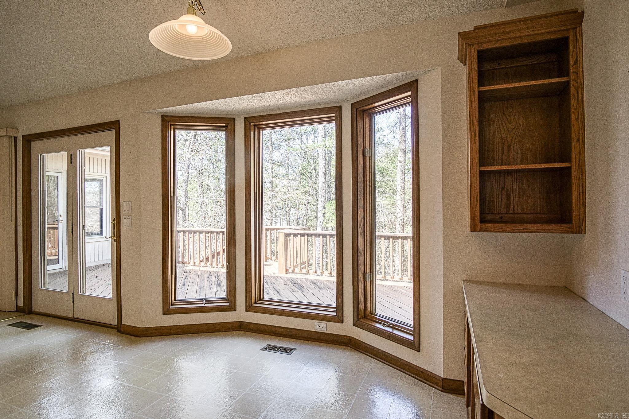 2  Resplandor Place  Hot Springs Village, AR