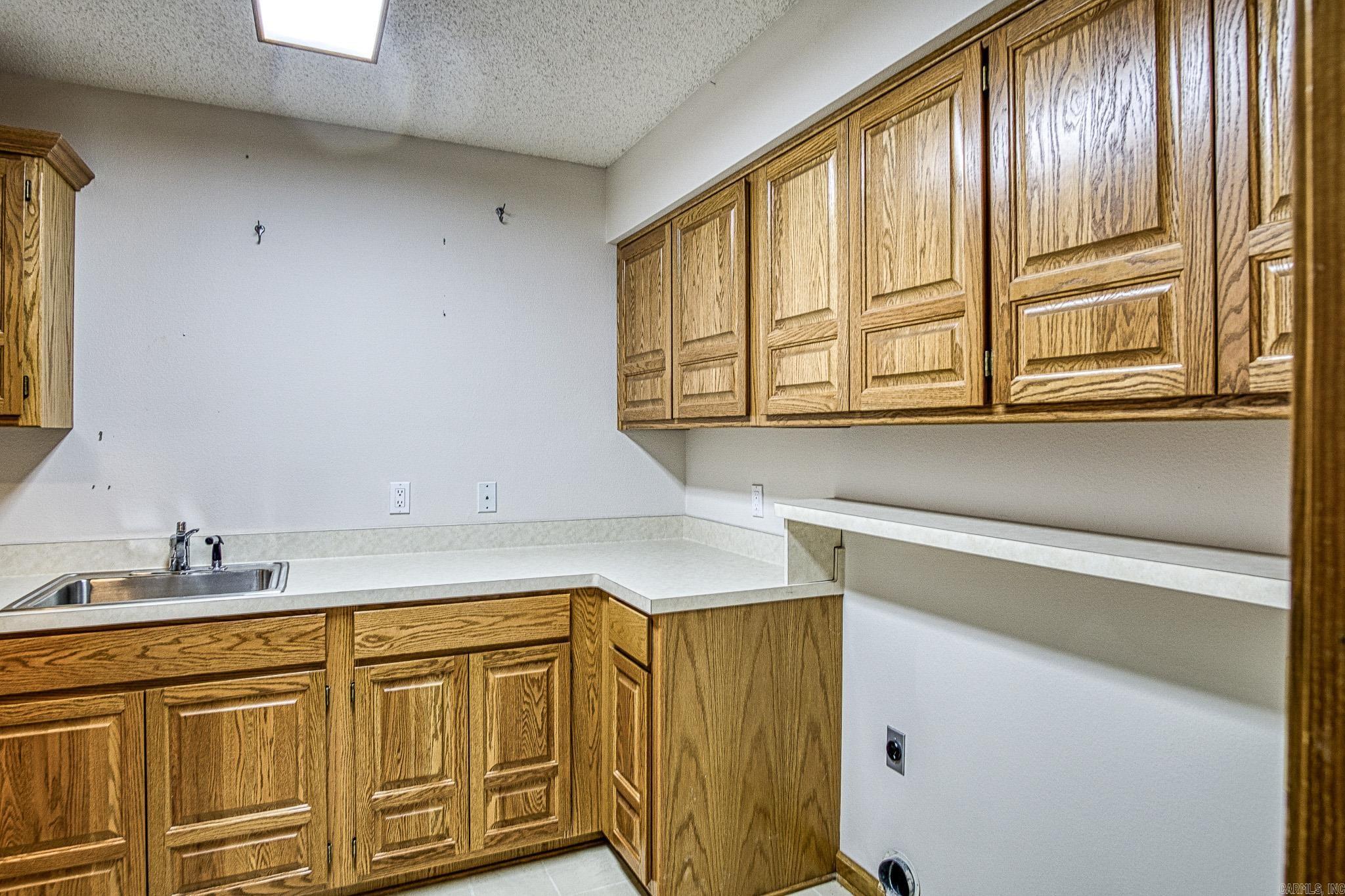 2  Resplandor Place  Hot Springs Village, AR