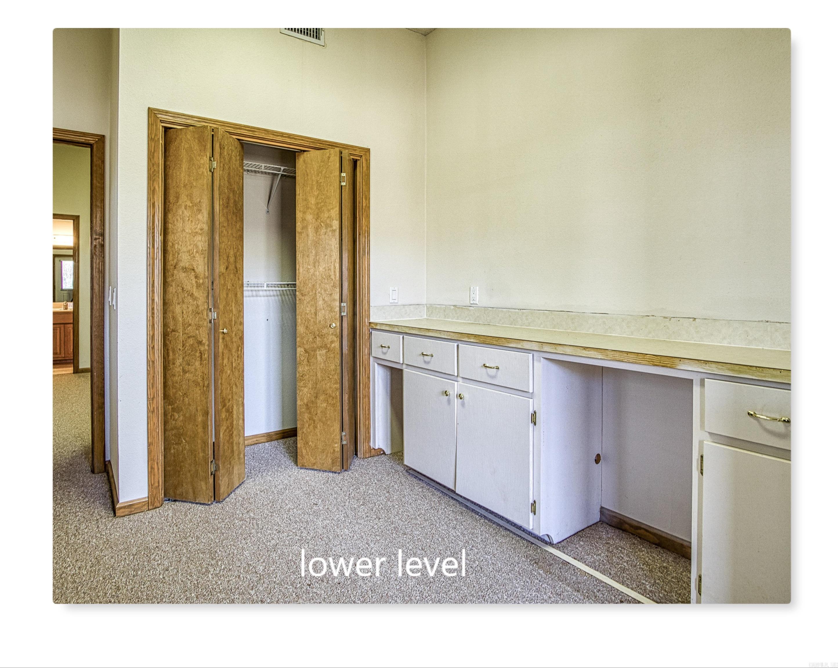 2  Resplandor Place  Hot Springs Village, AR