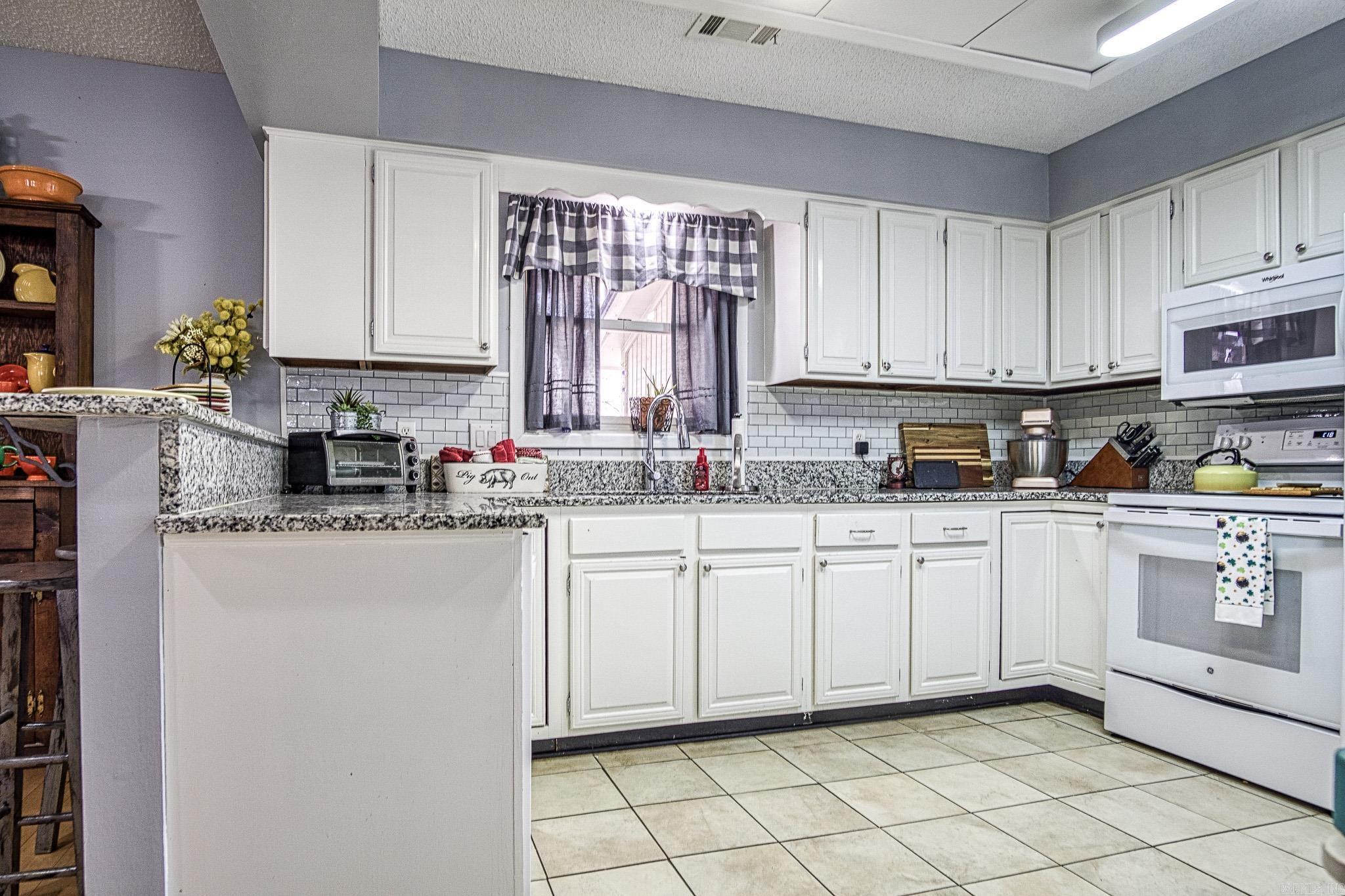 48  Lequita Place  Hot Springs Village, AR