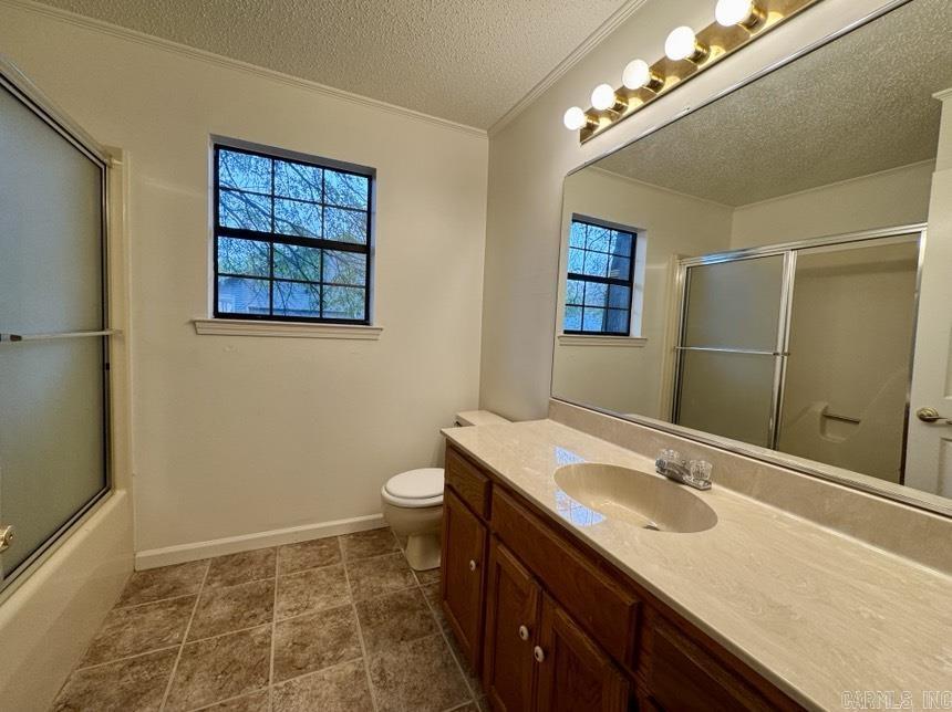 2204  Raintree  Bryant, AR