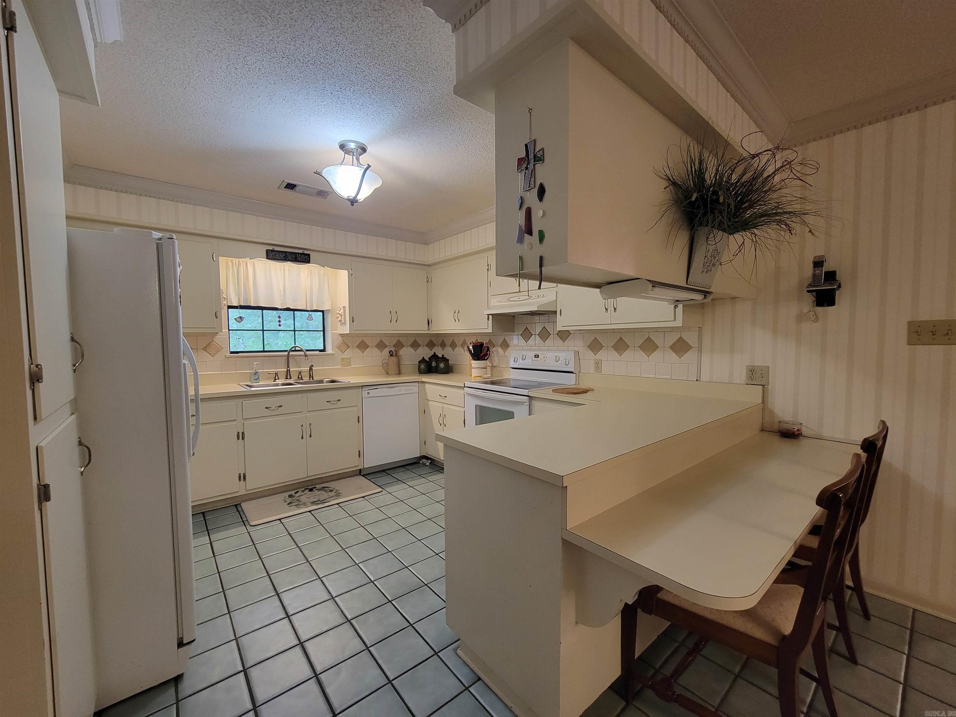 747 GOODFELLOW Road Star City, AR 71667