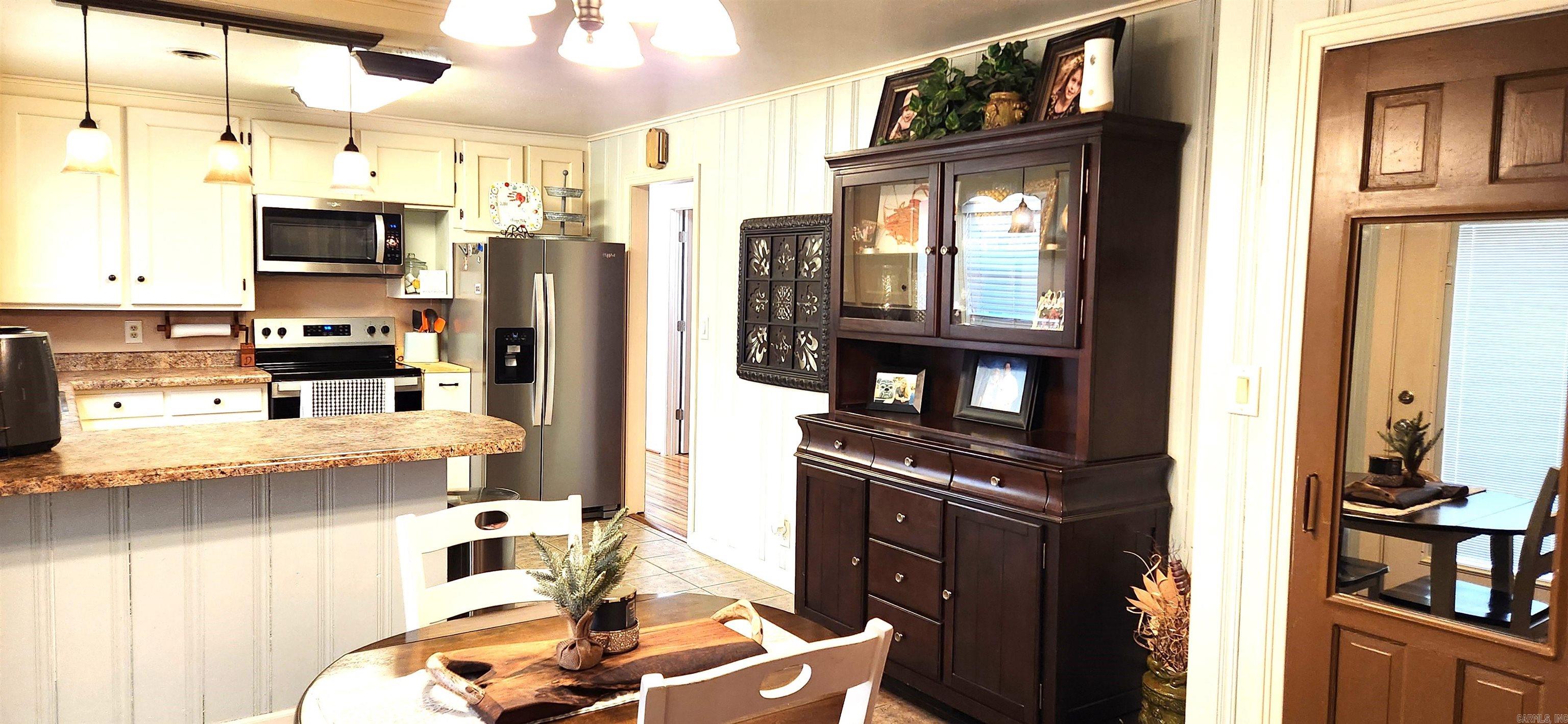 106 E Roosevelt Drive Star City, AR 71667