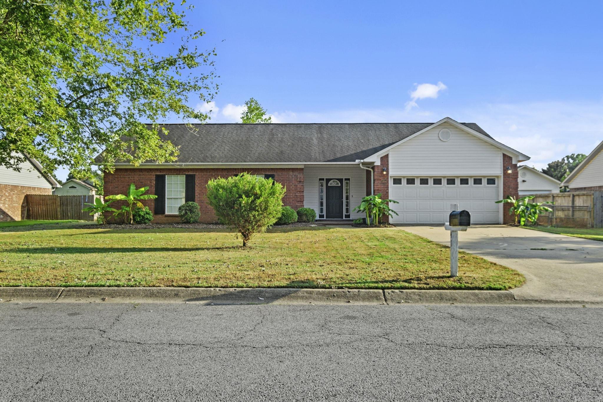 41  G Street  Cabot, AR