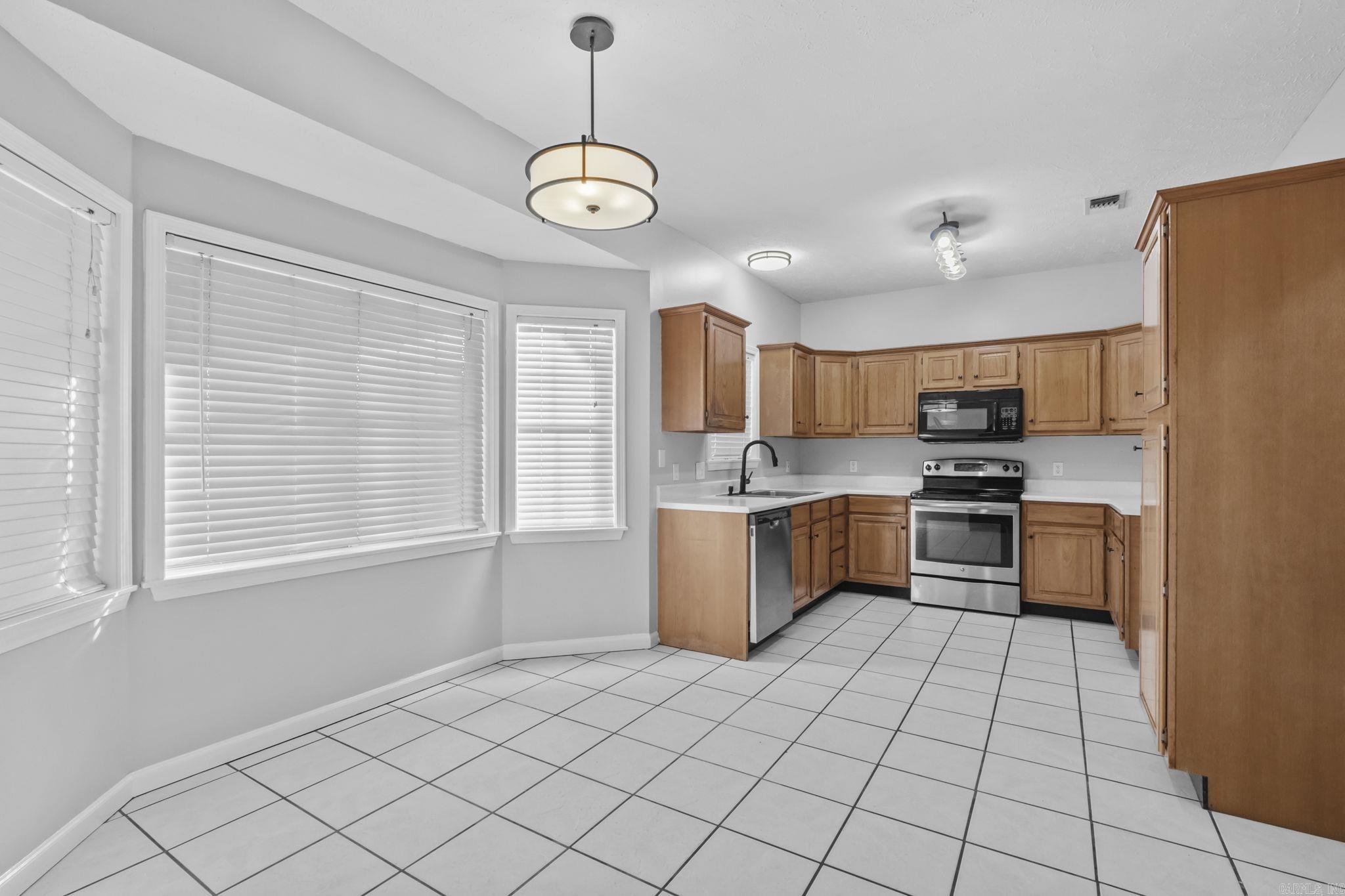 41  G Street  Cabot, AR
