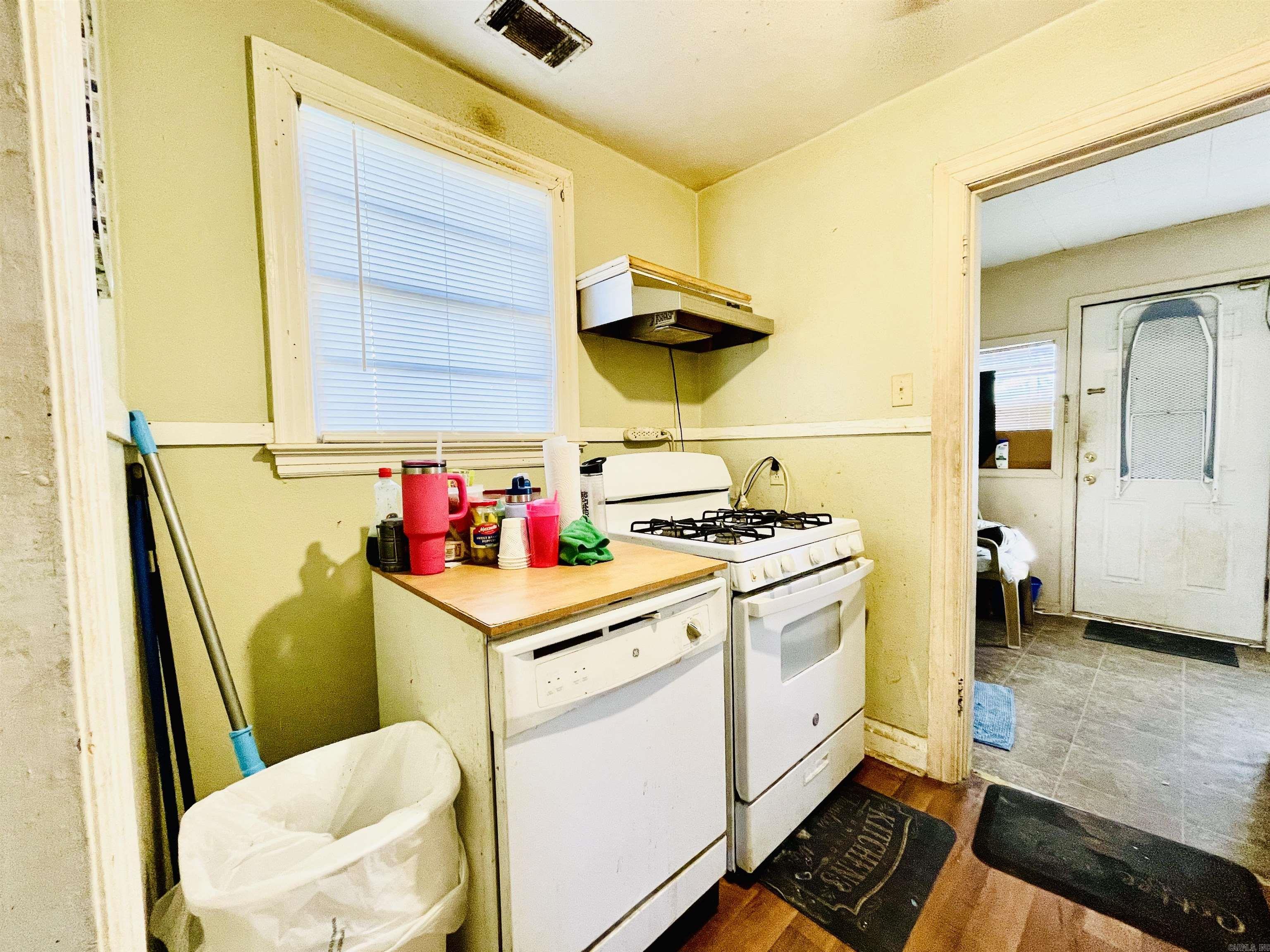 620 W 46th  North Little Rock, AR
