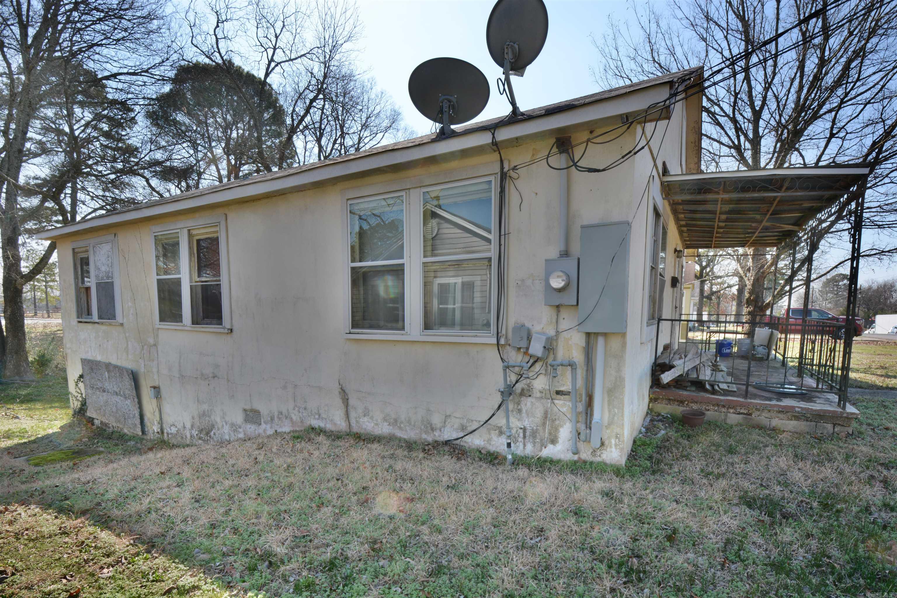 120  NICKELS  Hot Springs, AR
