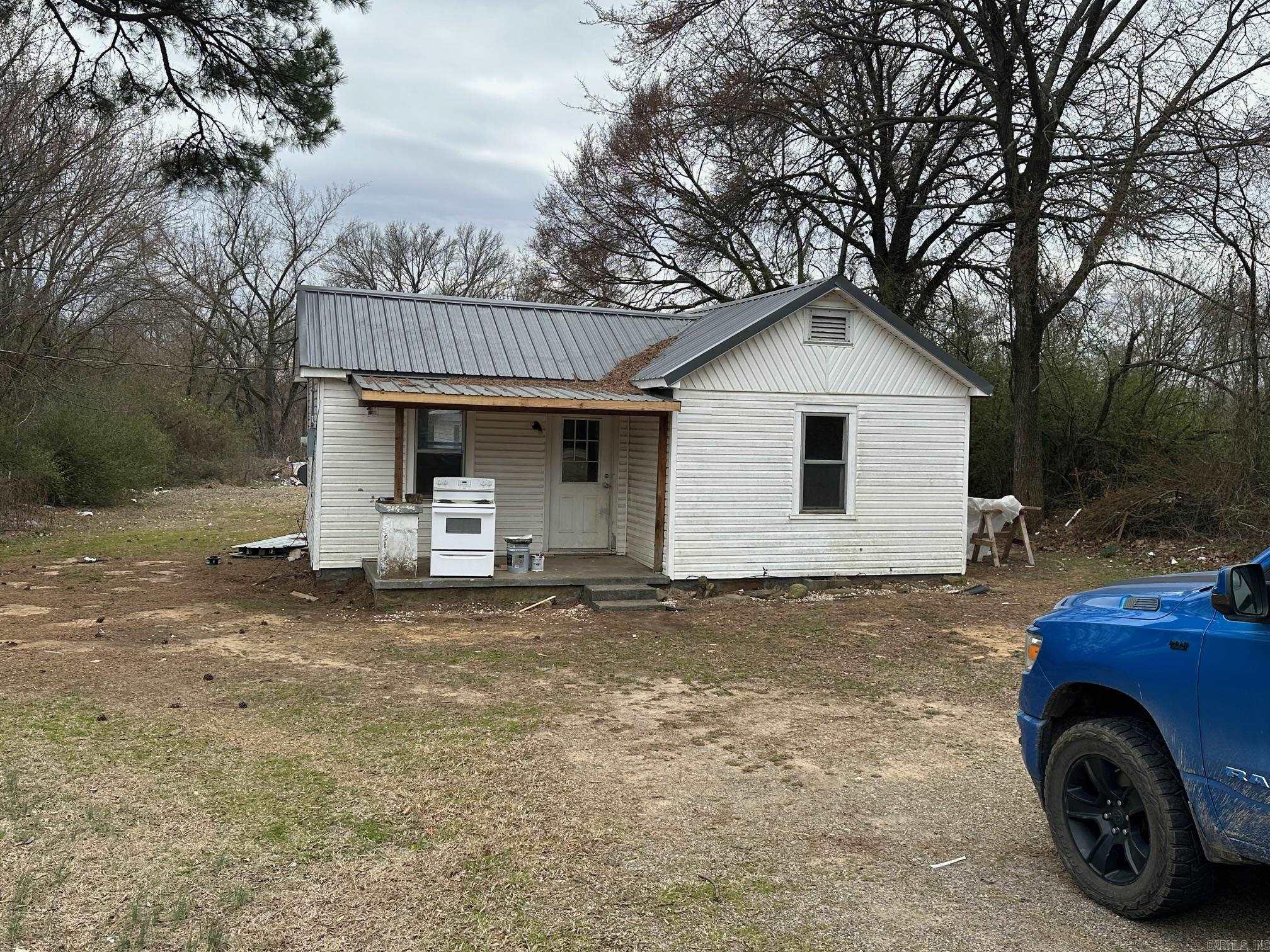8113  Highway 352  Hartman, AR