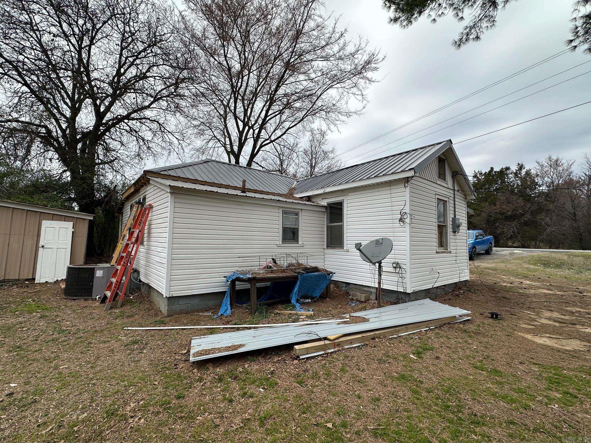 8113  Highway 352  Hartman, AR