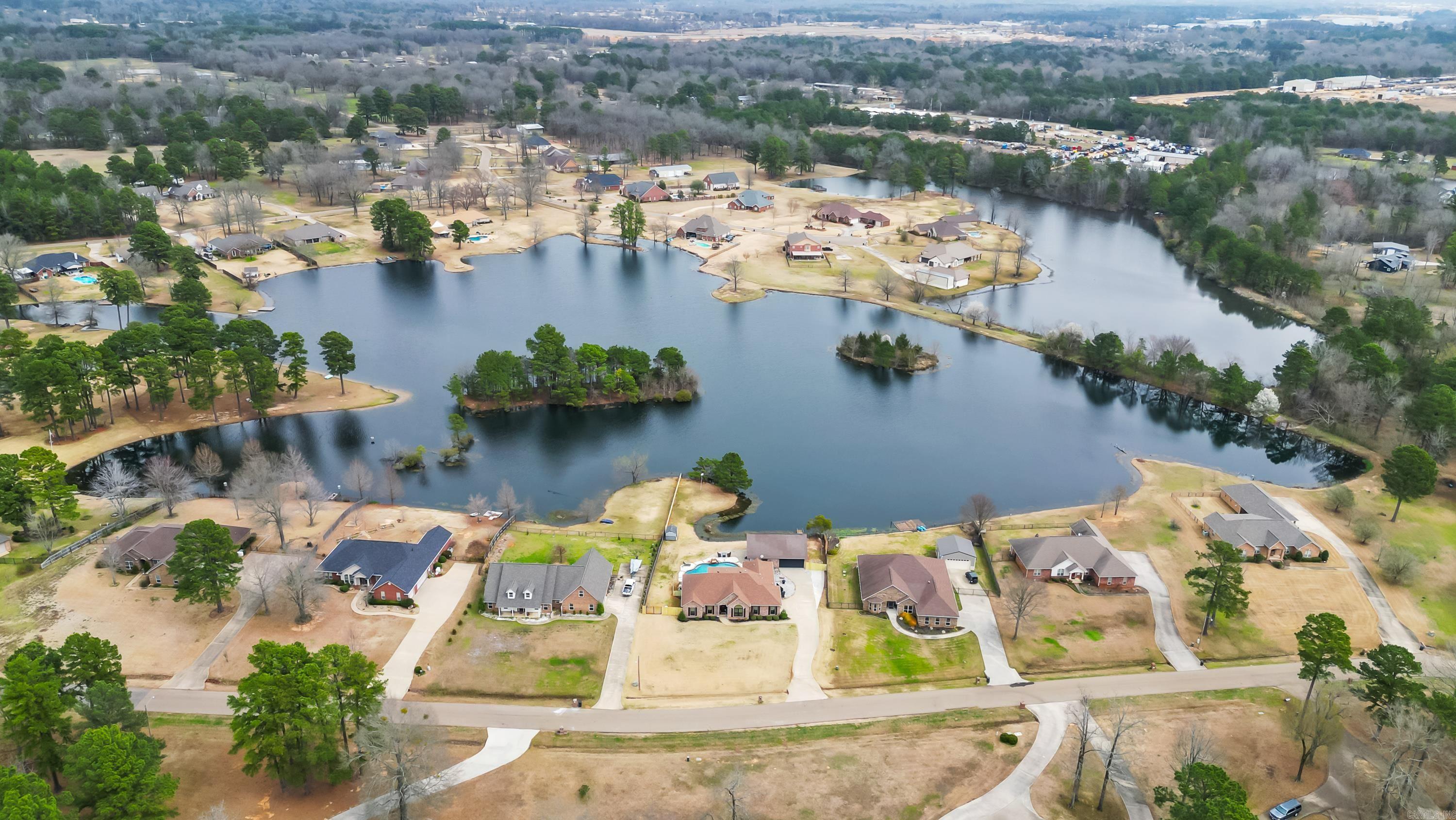 675  Beaver Lake Drive  Texarkana, TX