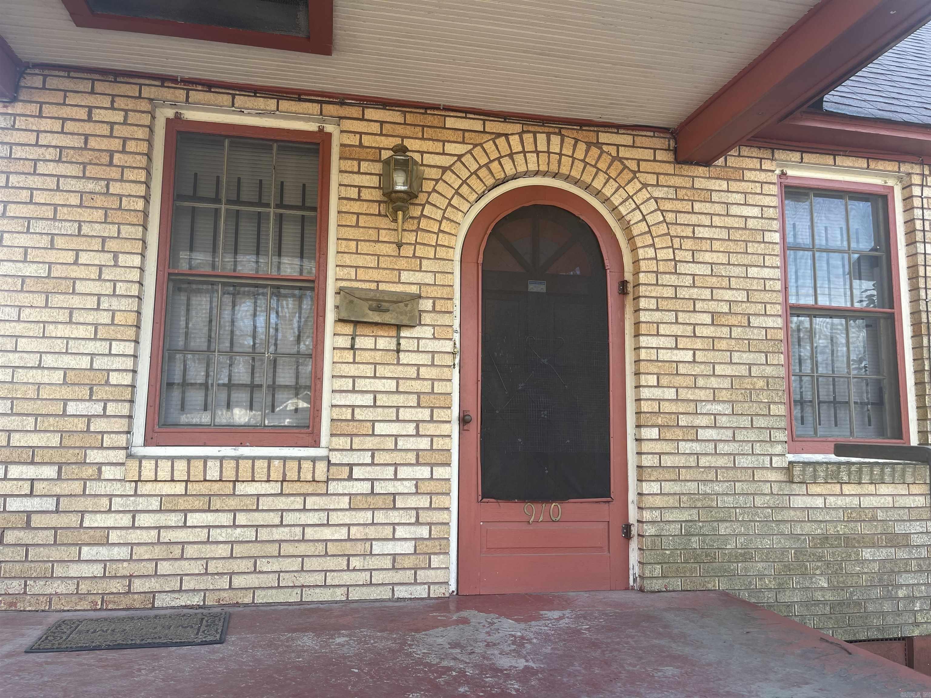 910-912 W 13th  Pine Bluff, AR