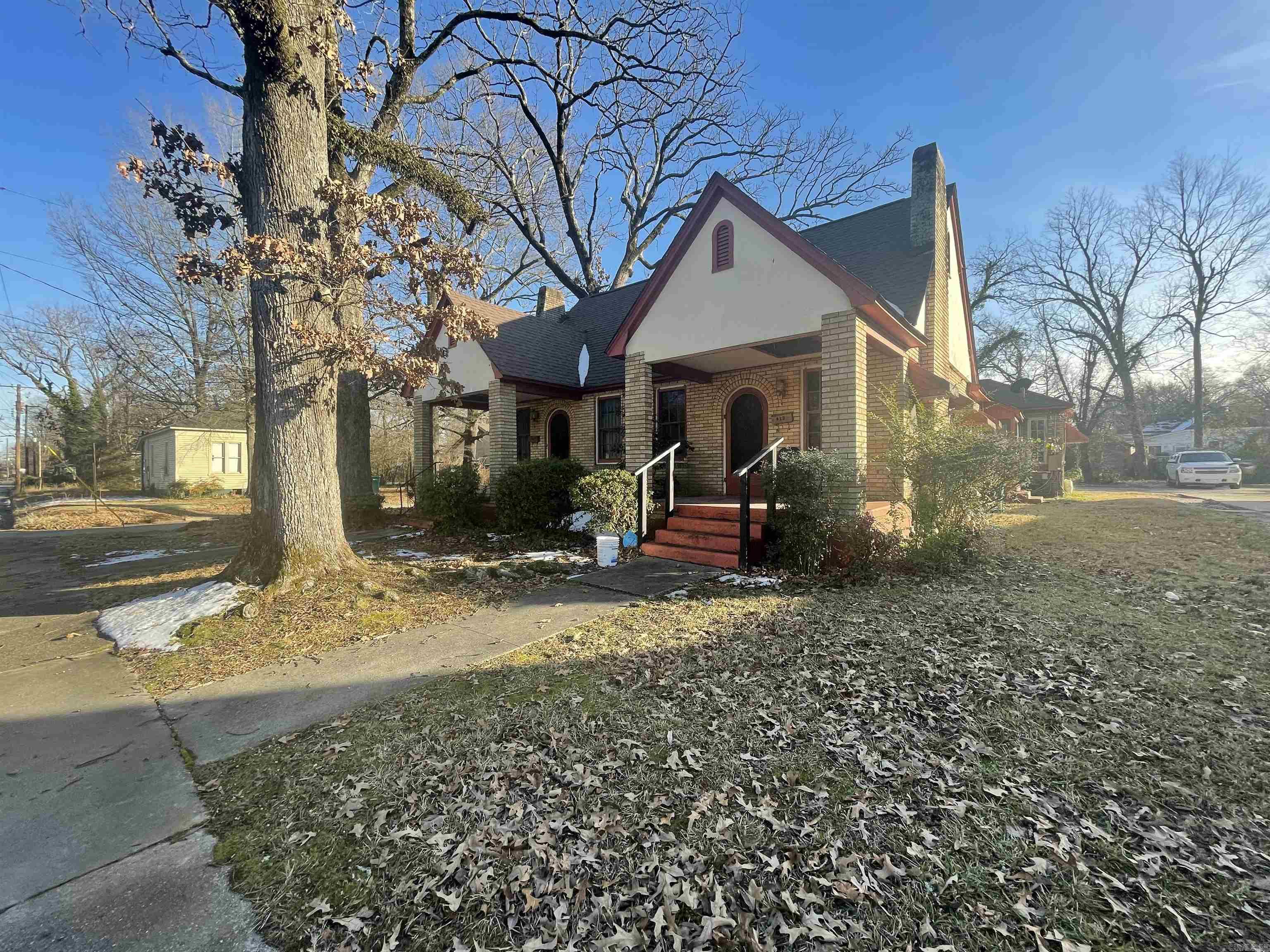 910-912 W 13th  Pine Bluff, AR