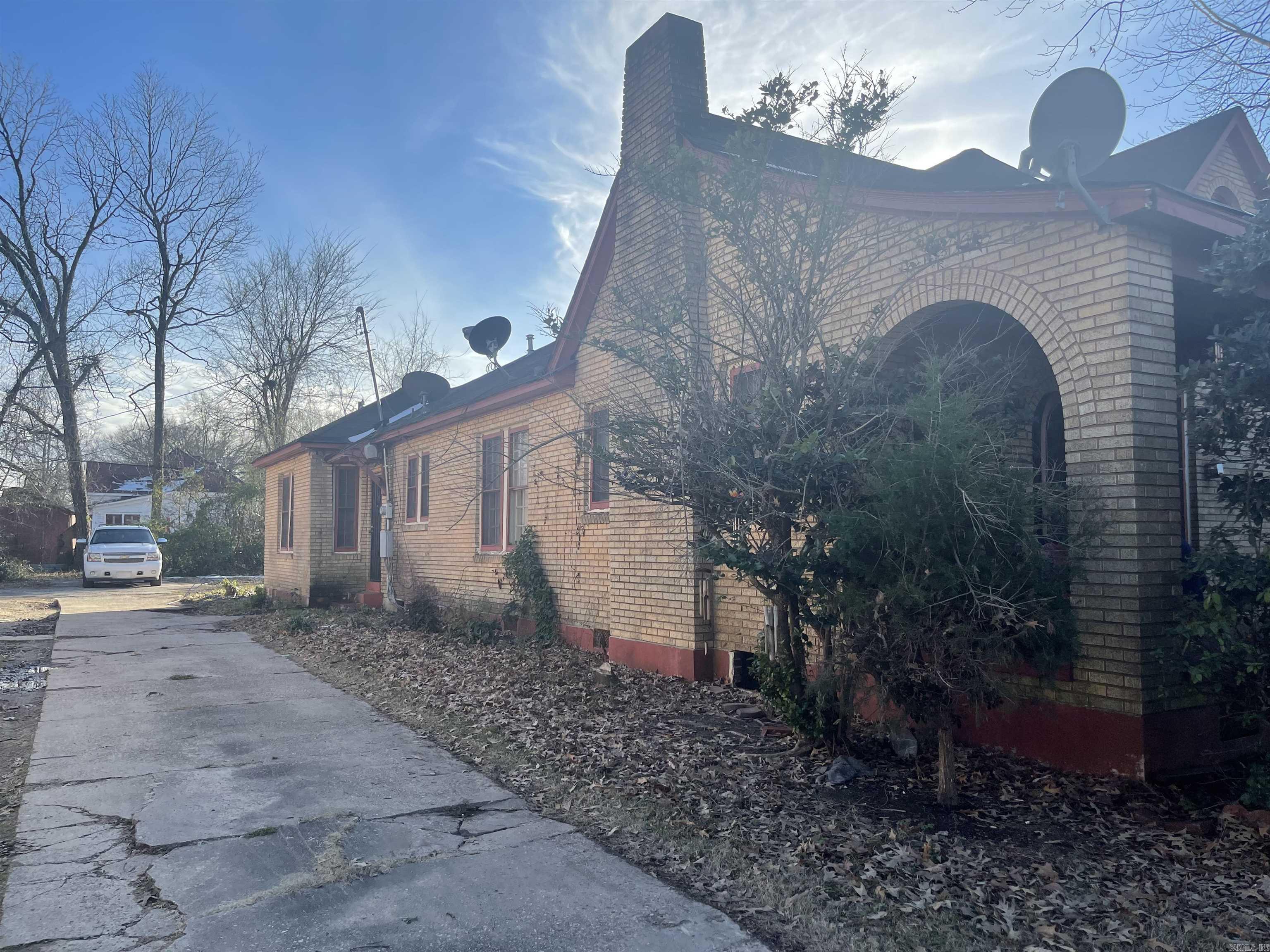 910-912 W 13th  Pine Bluff, AR