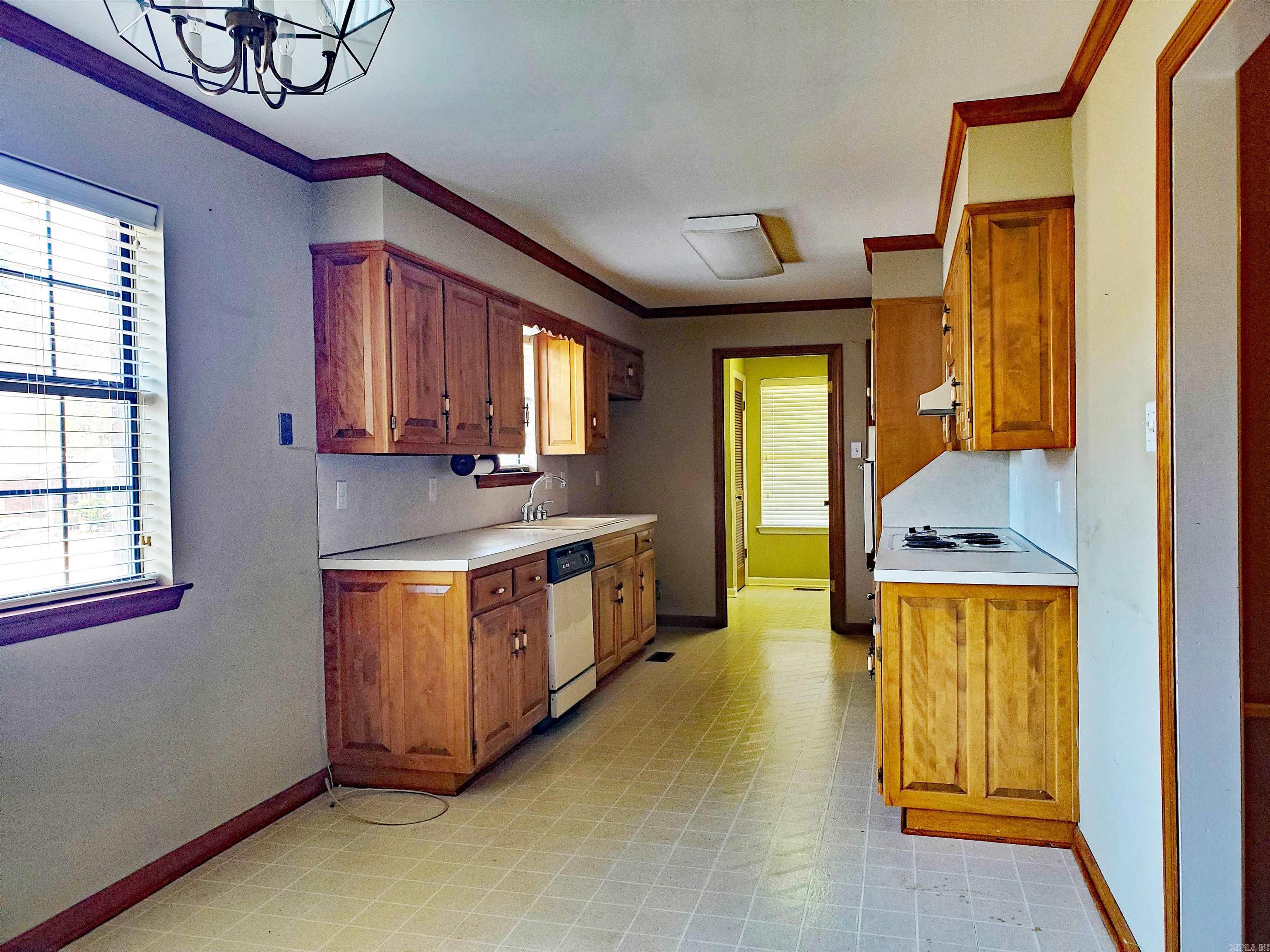 6611  Evergreen  Little Rock, AR